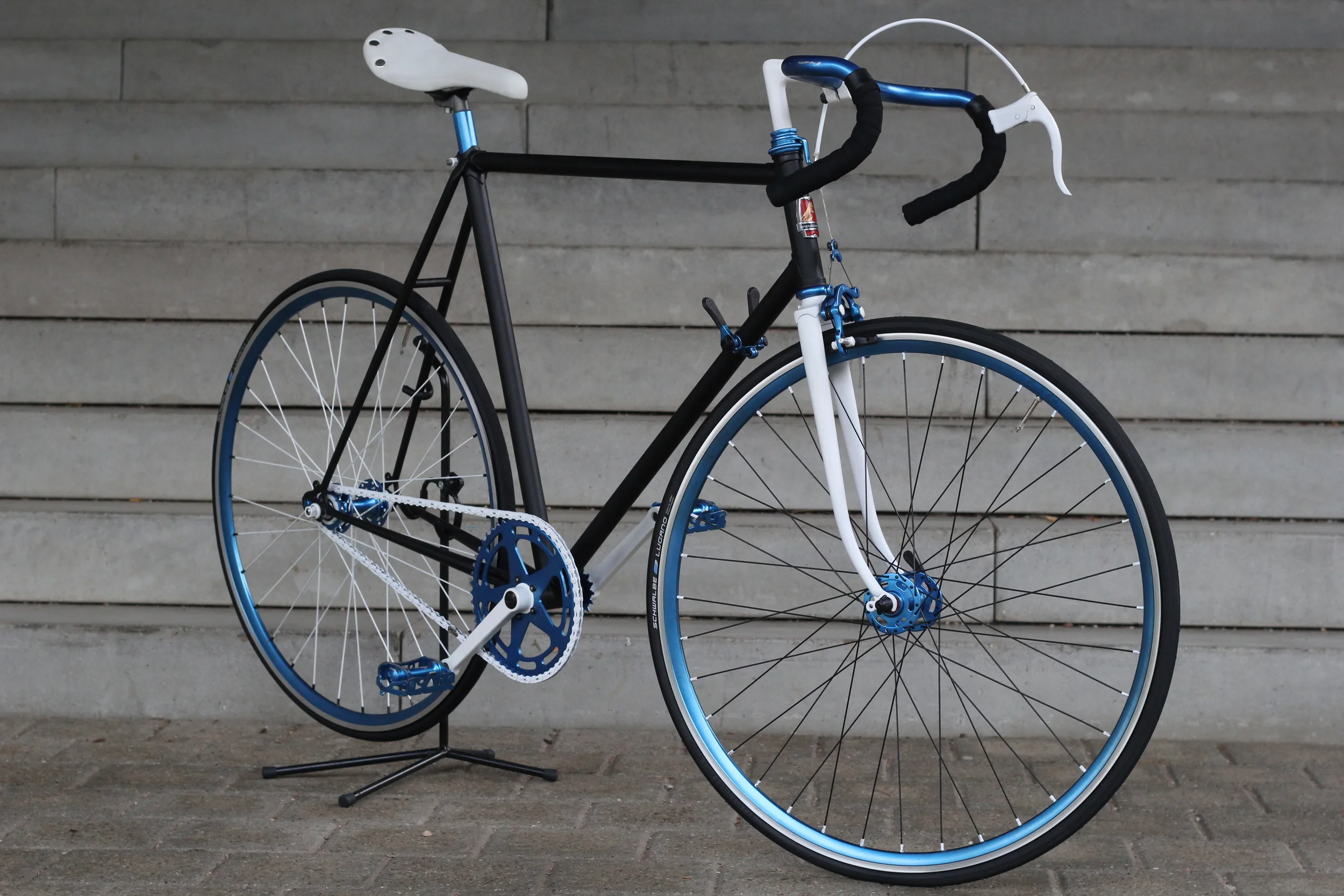 blue fixie bike