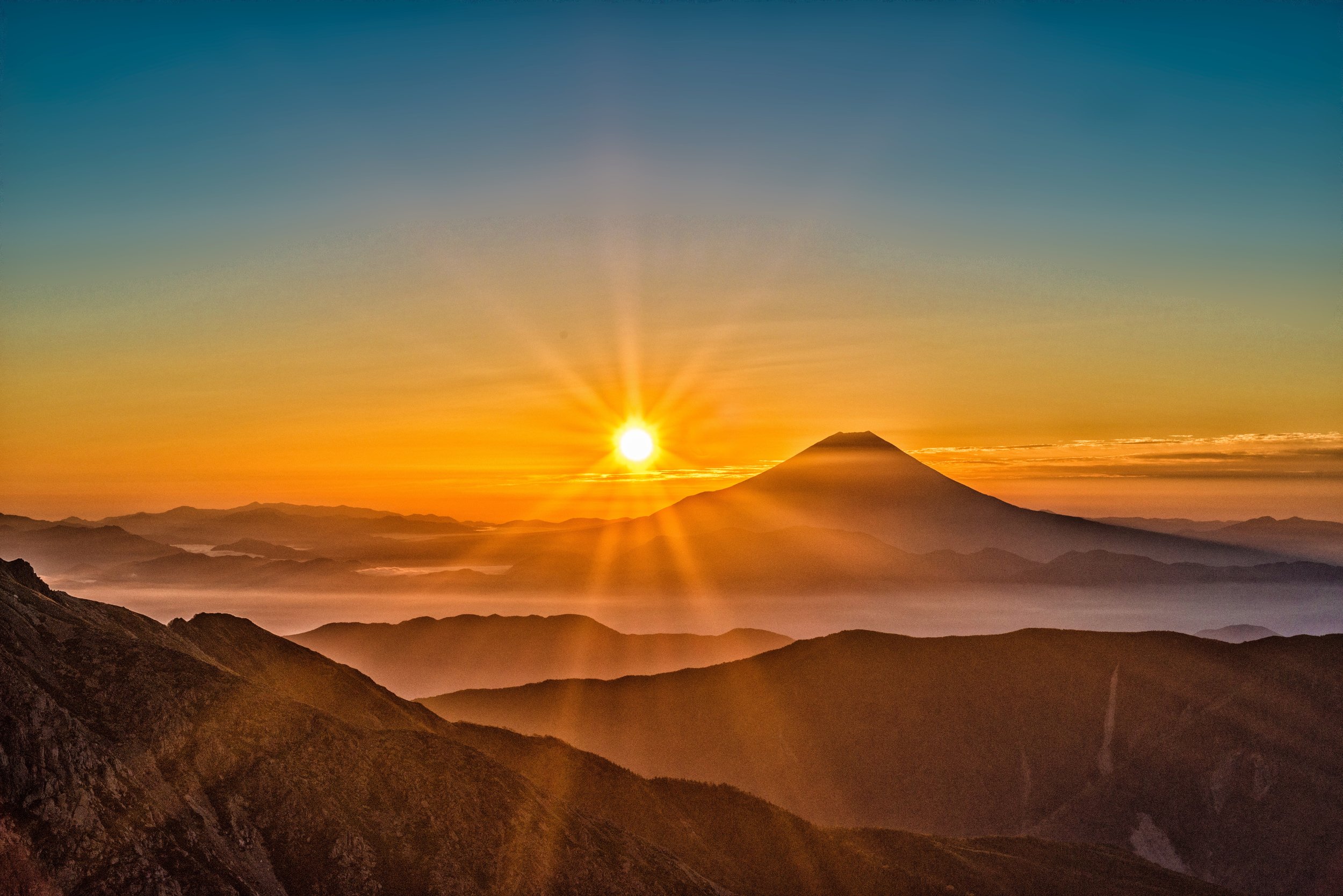 sun-mt-fuji-japan-landscape-407039.jpg