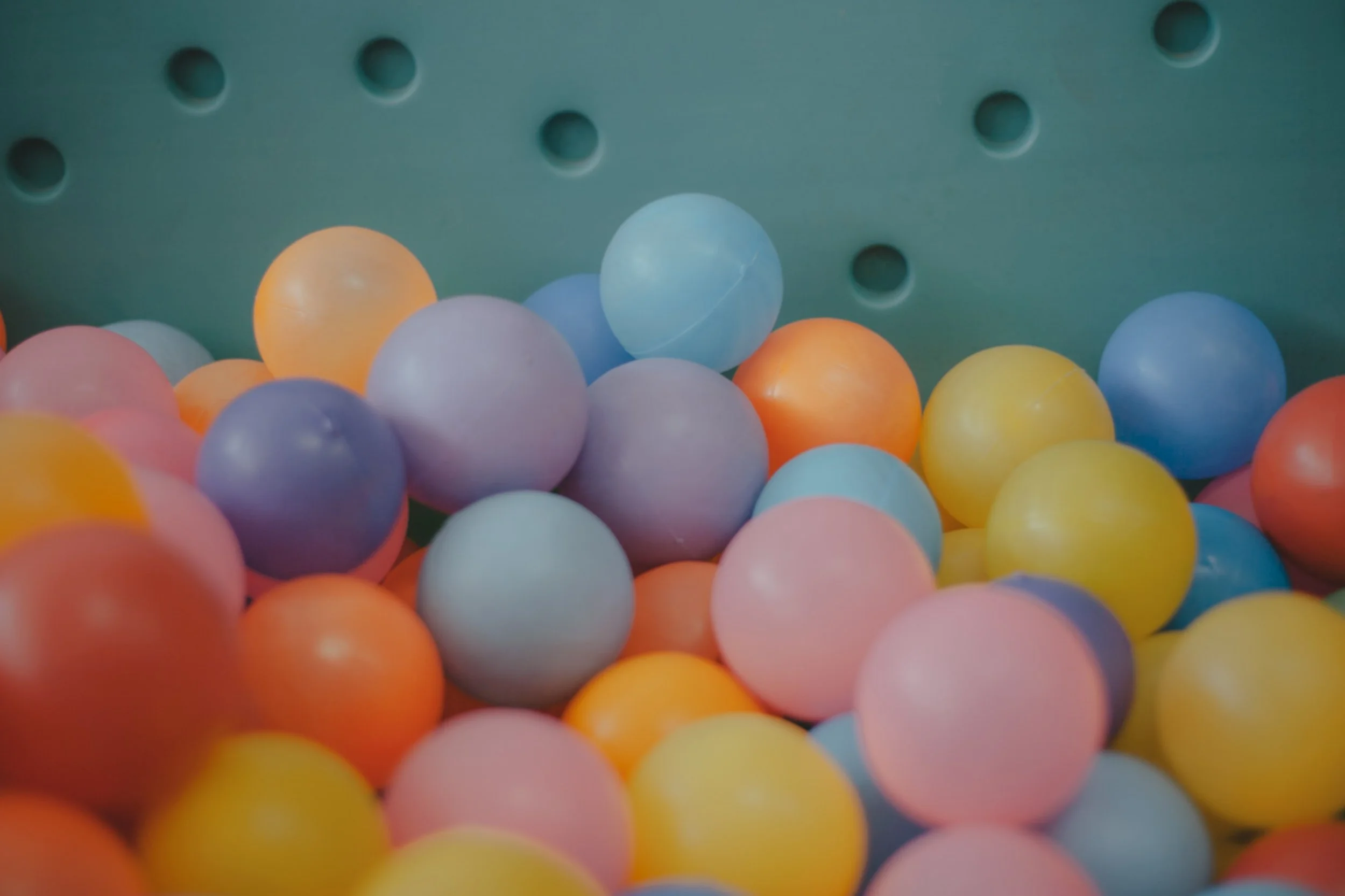 Ball pit and balls.jpg