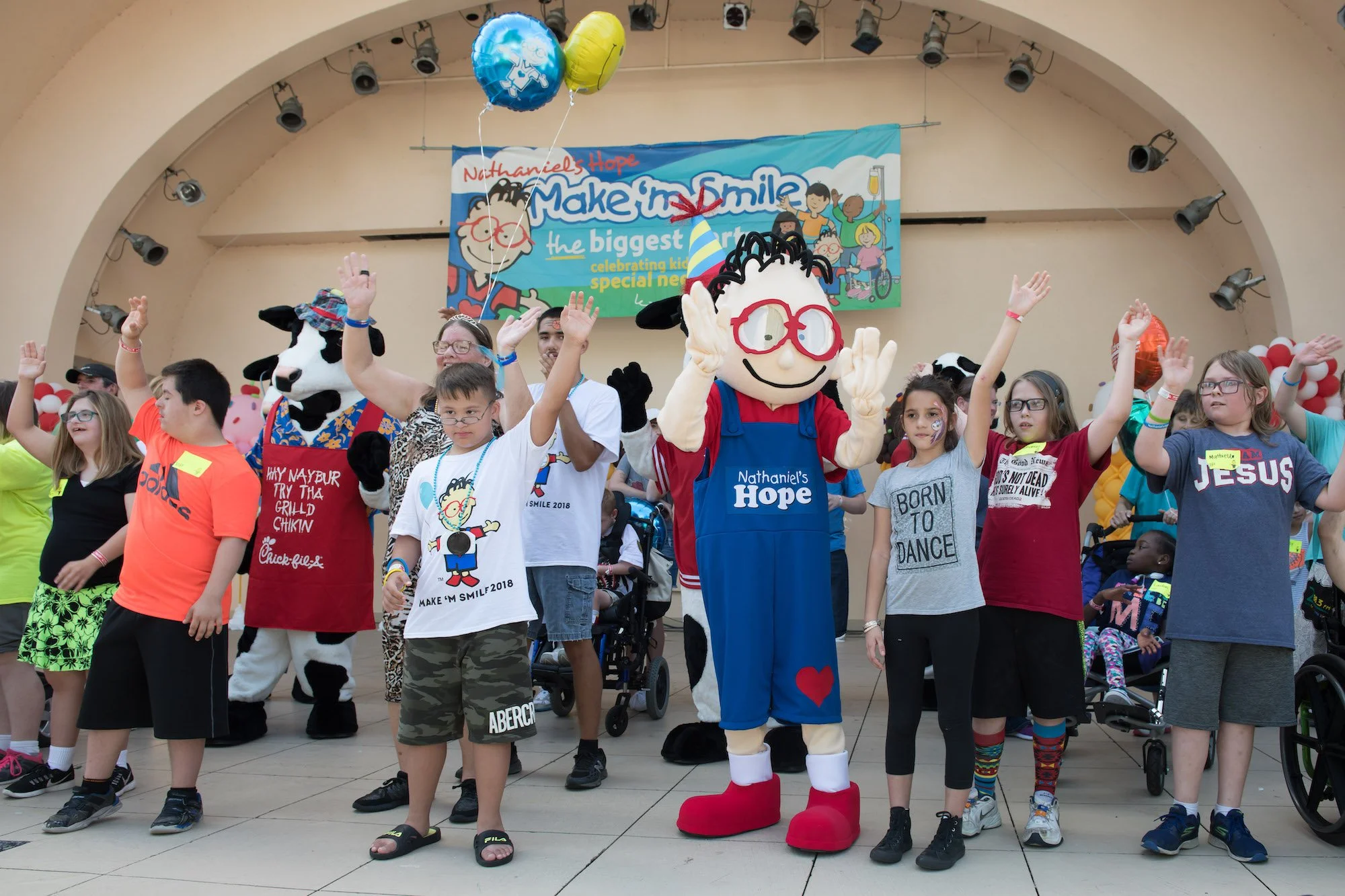 make 'm smile bandstand