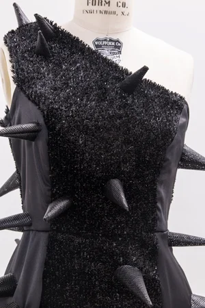 Close-up-on-top.jpg