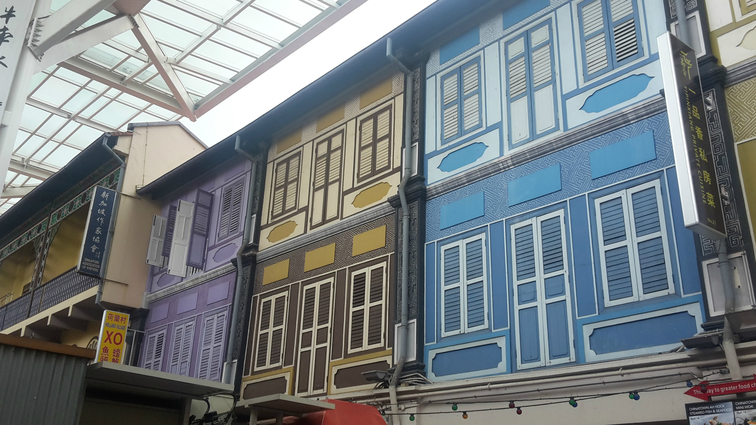 Colourful building fronts, Chinatown Singapore