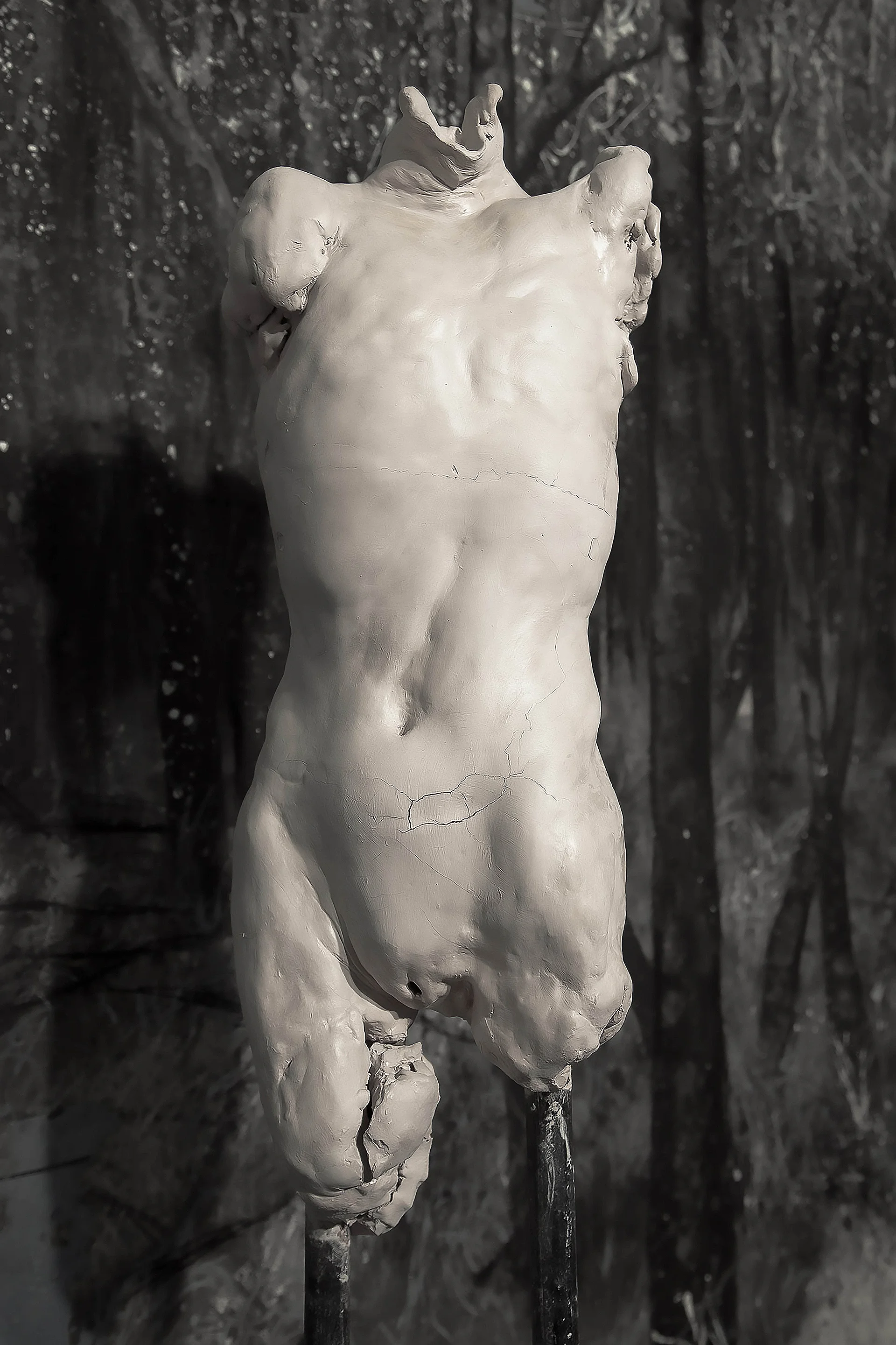 Aletheia II, 2015 . Clay, metal and plaster, 50 x 15 x 15 inches (127 x 38 x 38cm). 