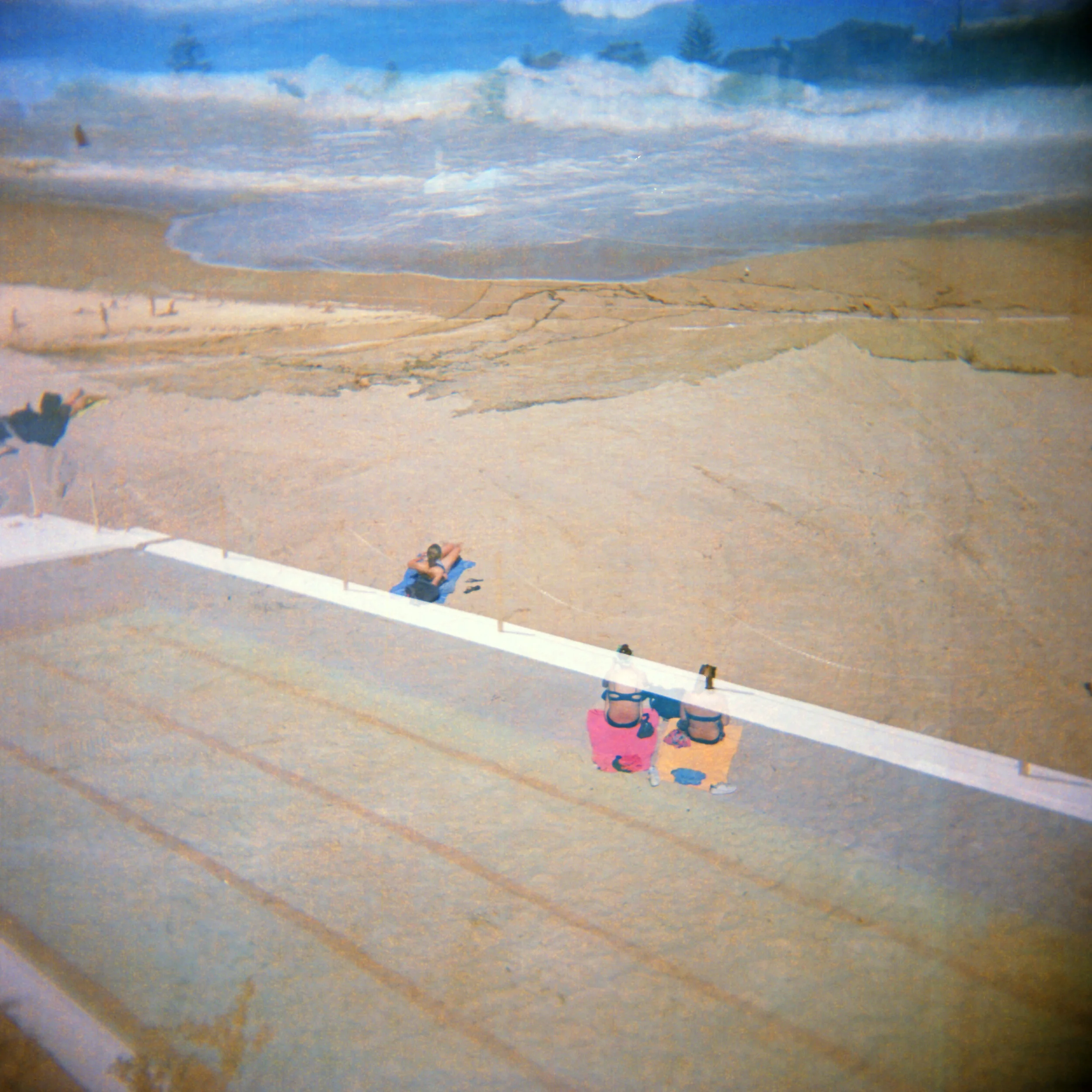 Sydney_beach_1_edit copy_v2.jpg