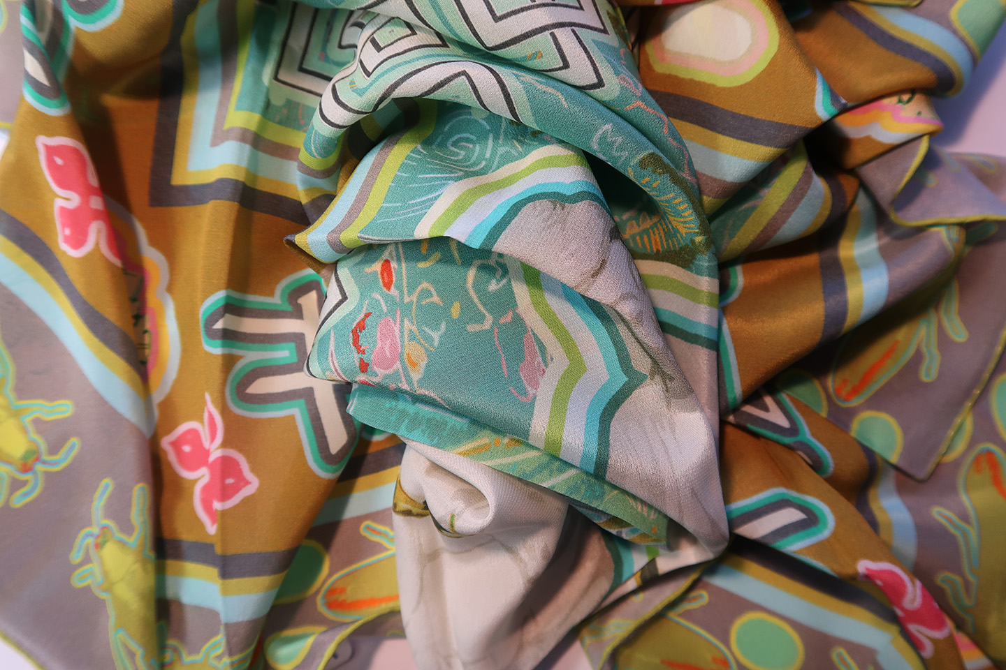 #16 scarf-buddha-dtl..jpg