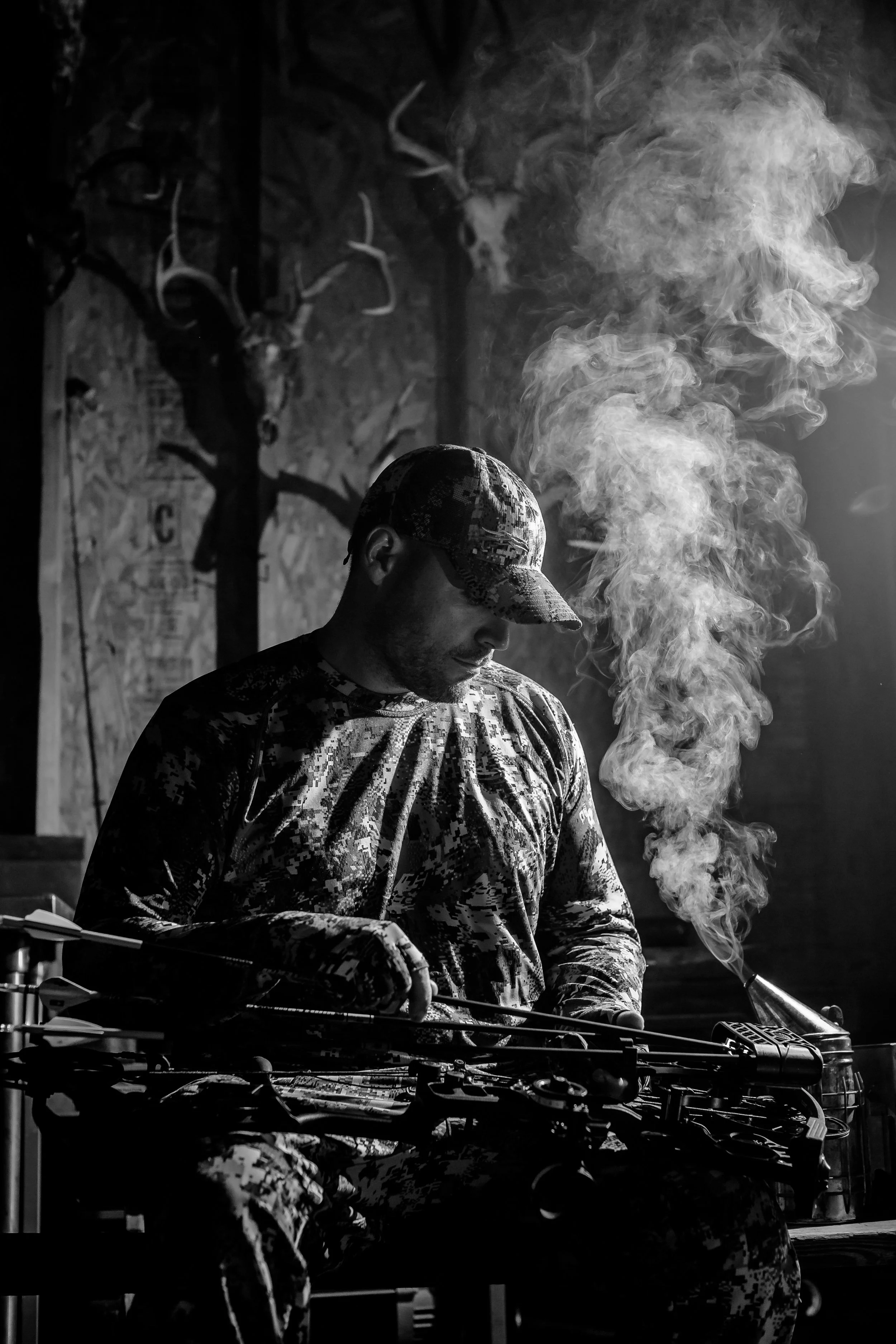 SMOKE IN  