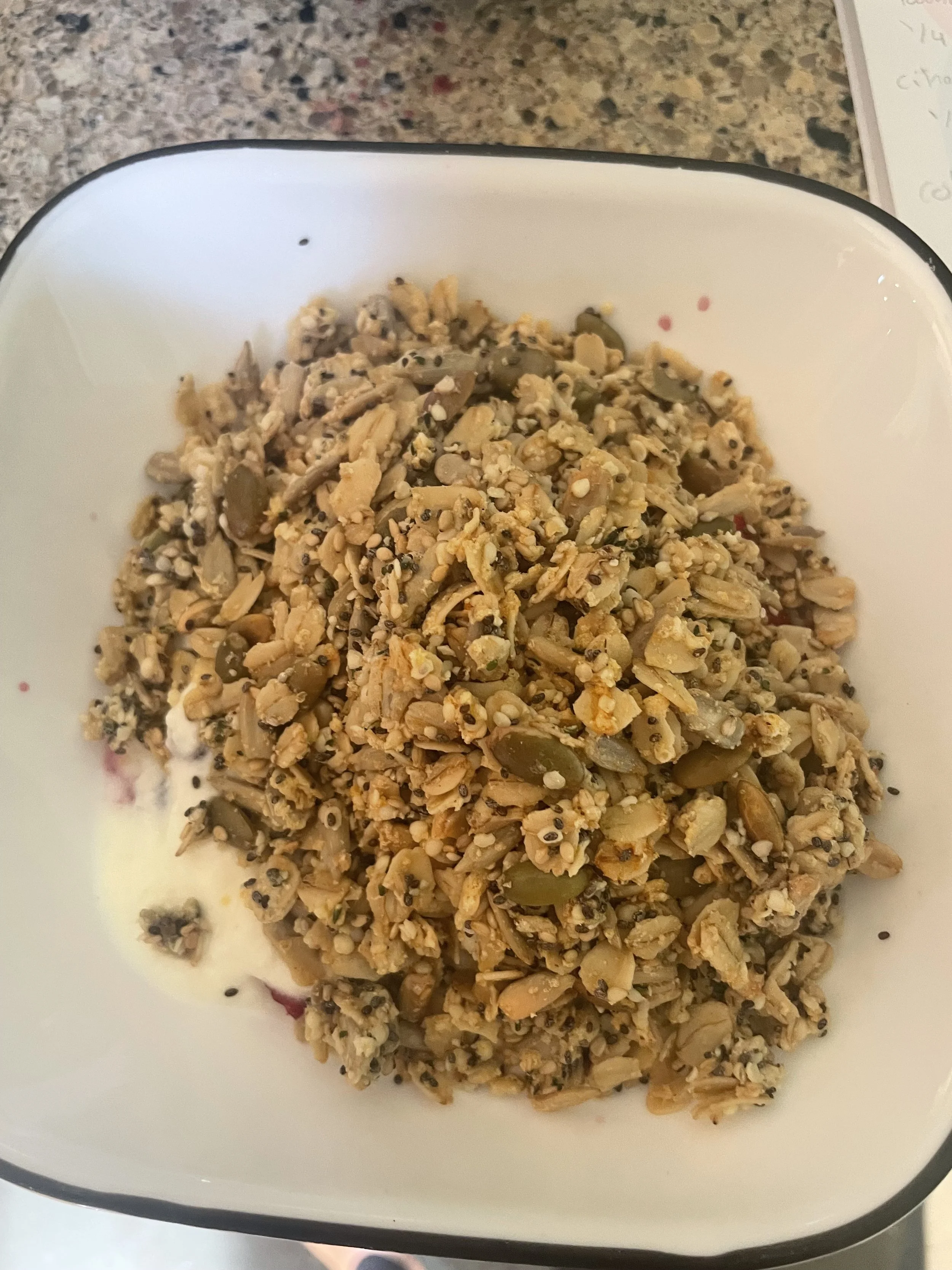 GRANOLA PROTÉINÉ : 30 g de protéines, prêt en 15 minutes