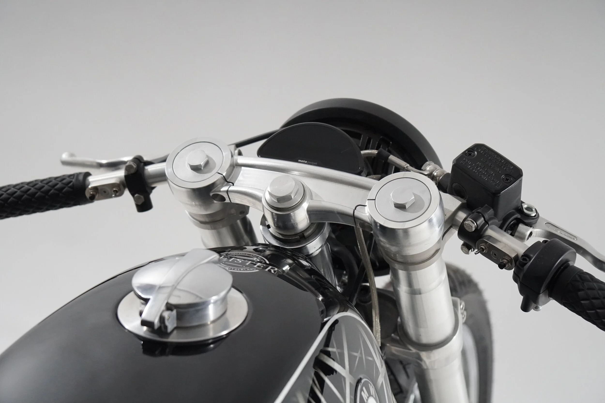 BMW R100 M-E 72 — MEISTER ENGINEERING