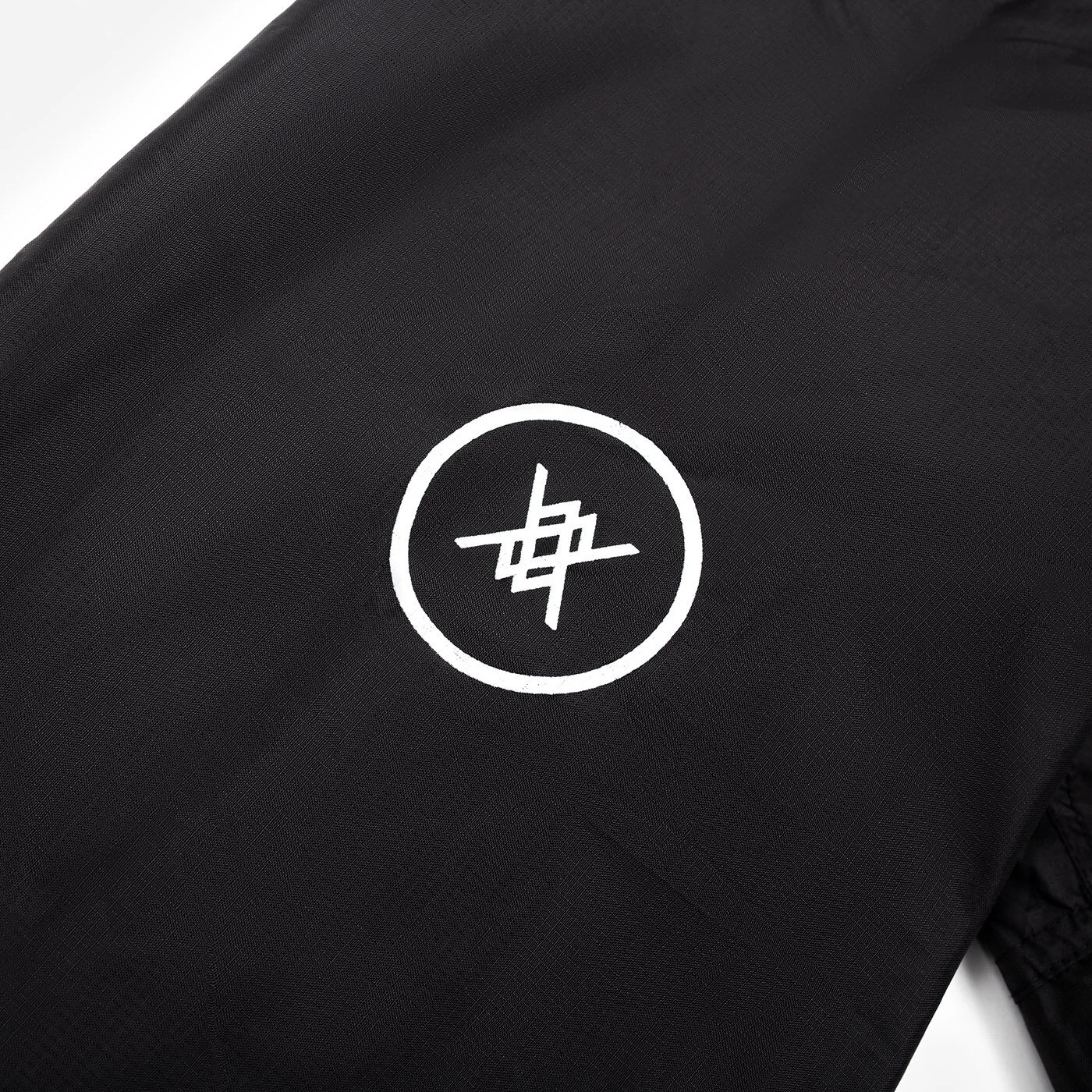 Malle Hurrican Suit Black Unisex Logo