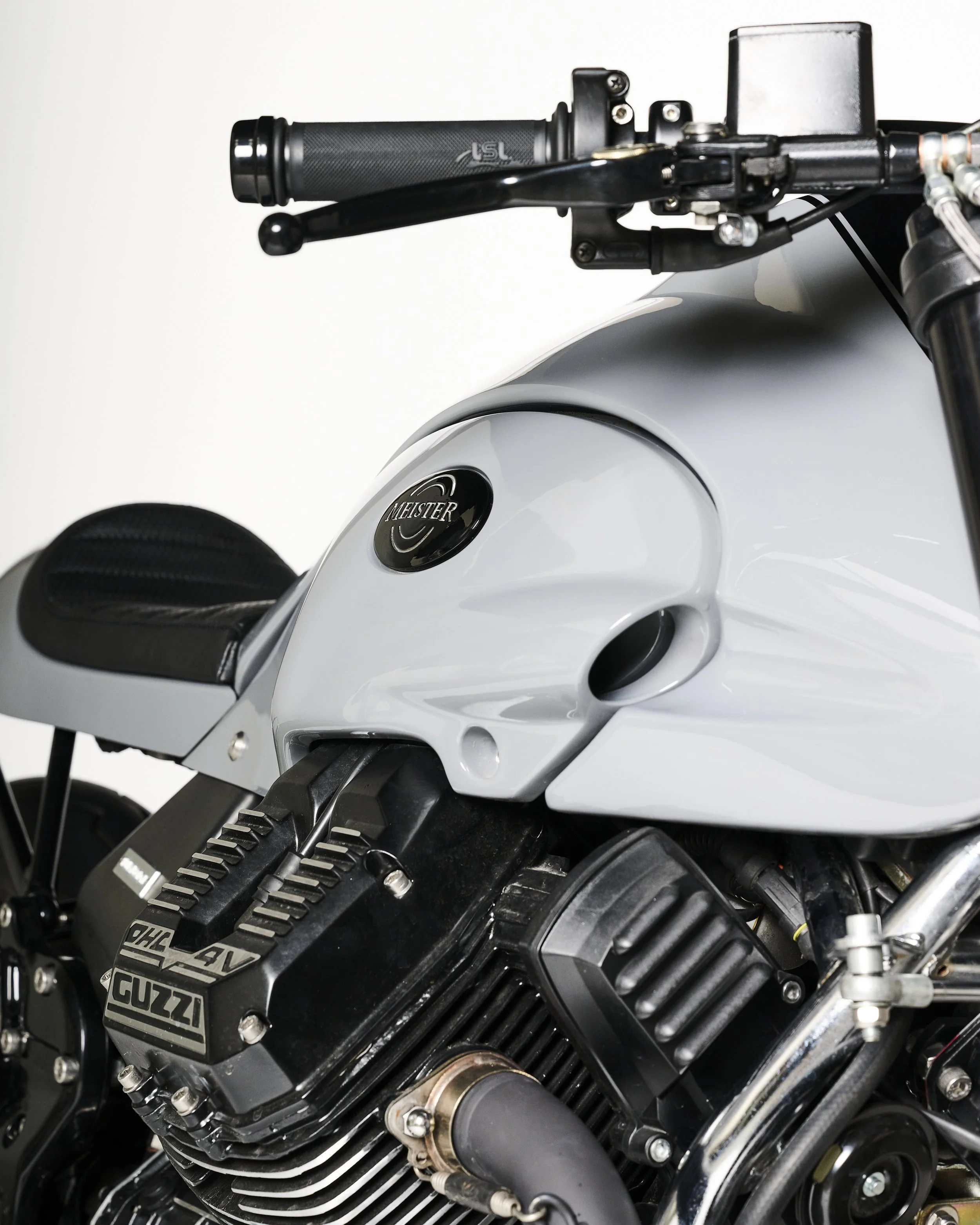 MeisterGuzzi10.jpg