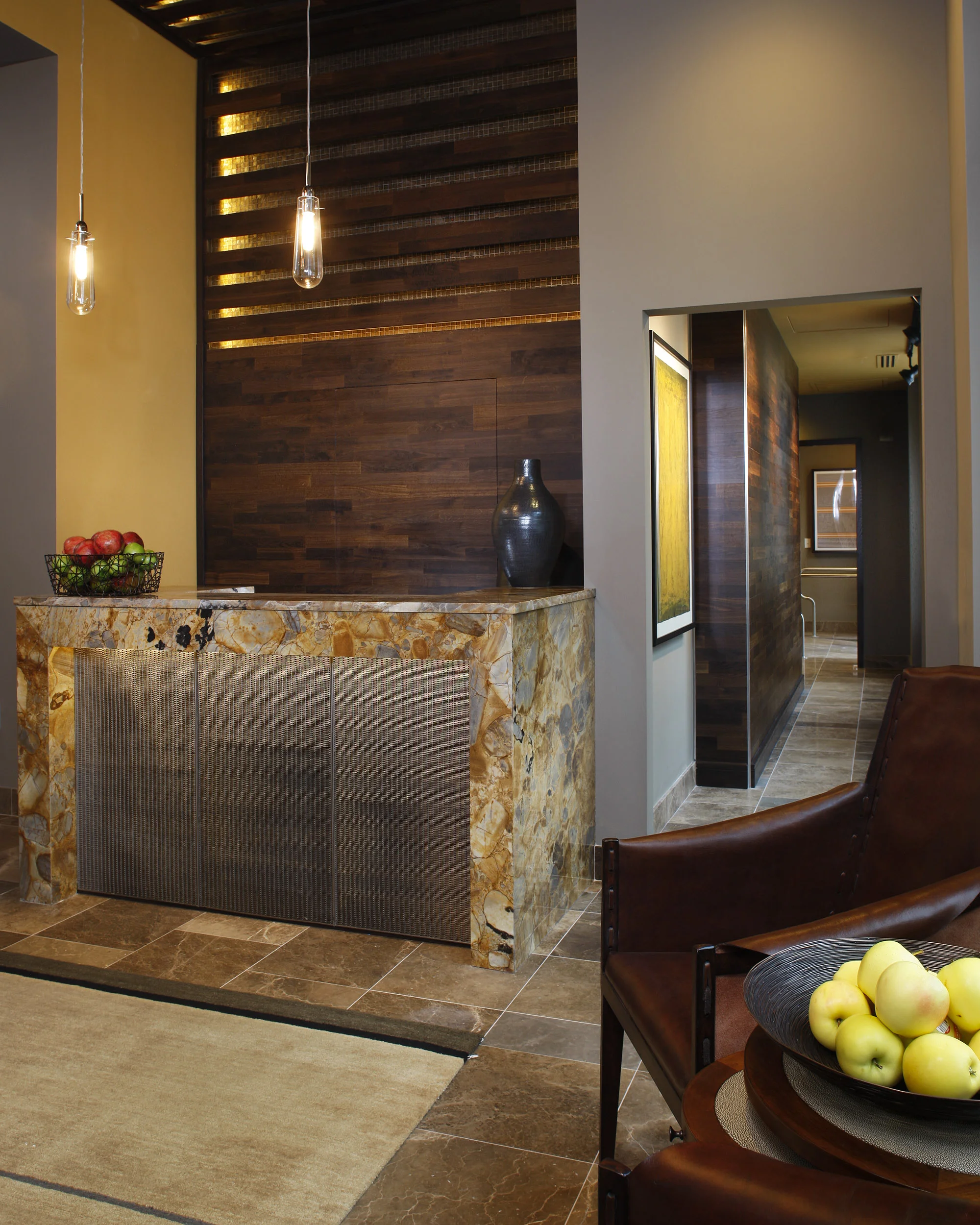 HT Lobby 02.jpg