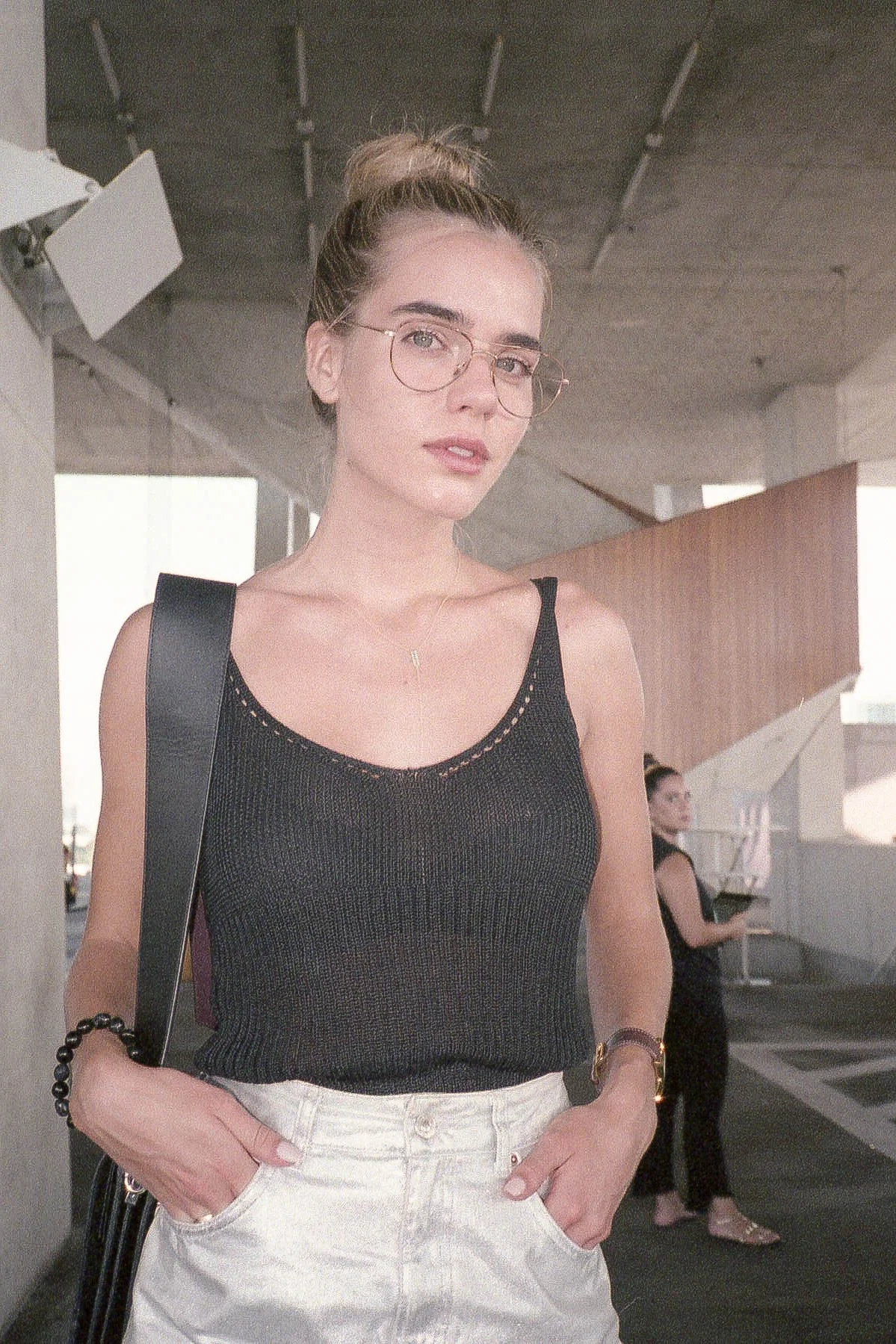 img004.jpg