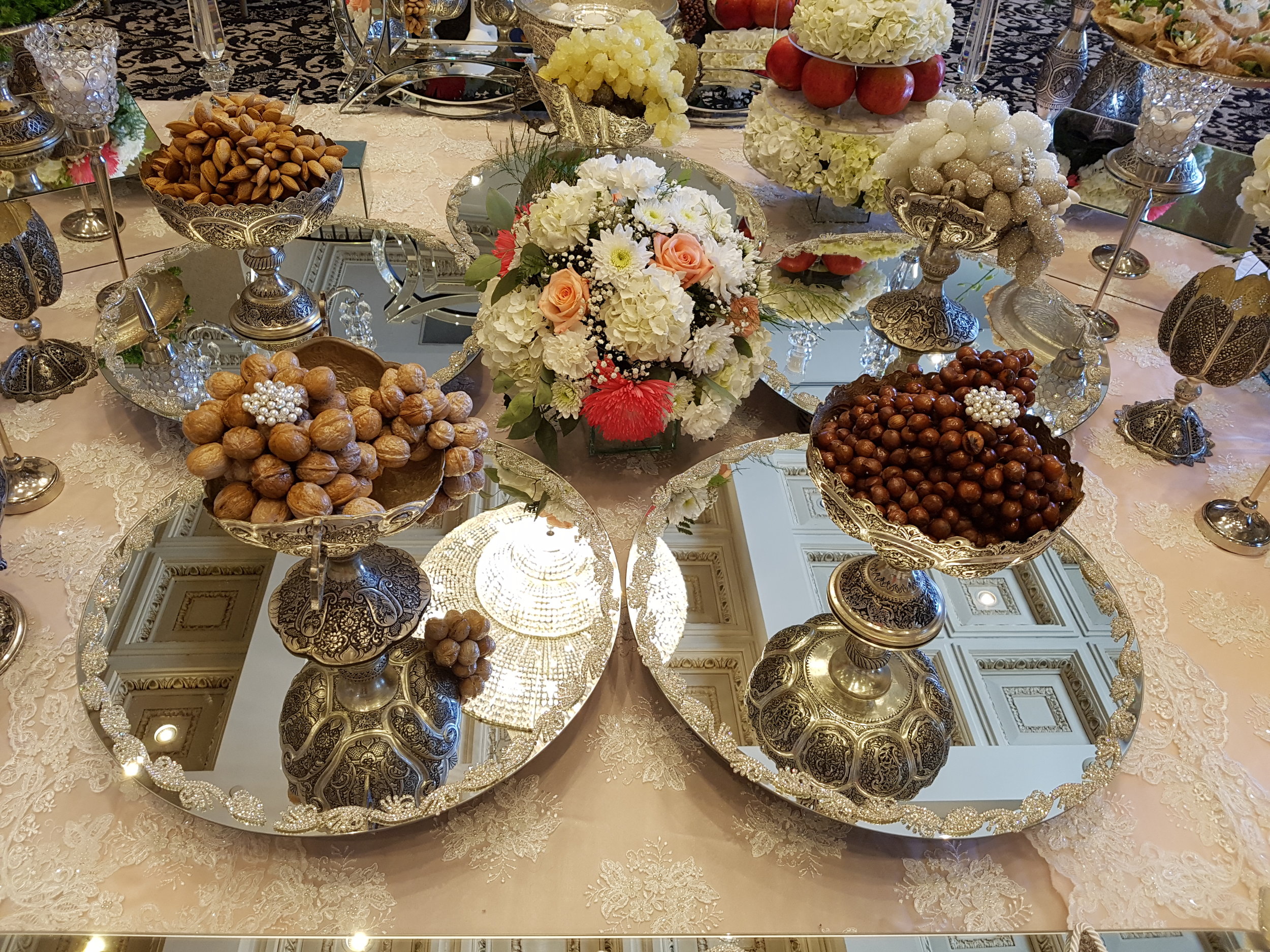 Silver/Mirror Sofreh set up in Chateau Le Jardin Event Venue in Woodbridge-Ontario