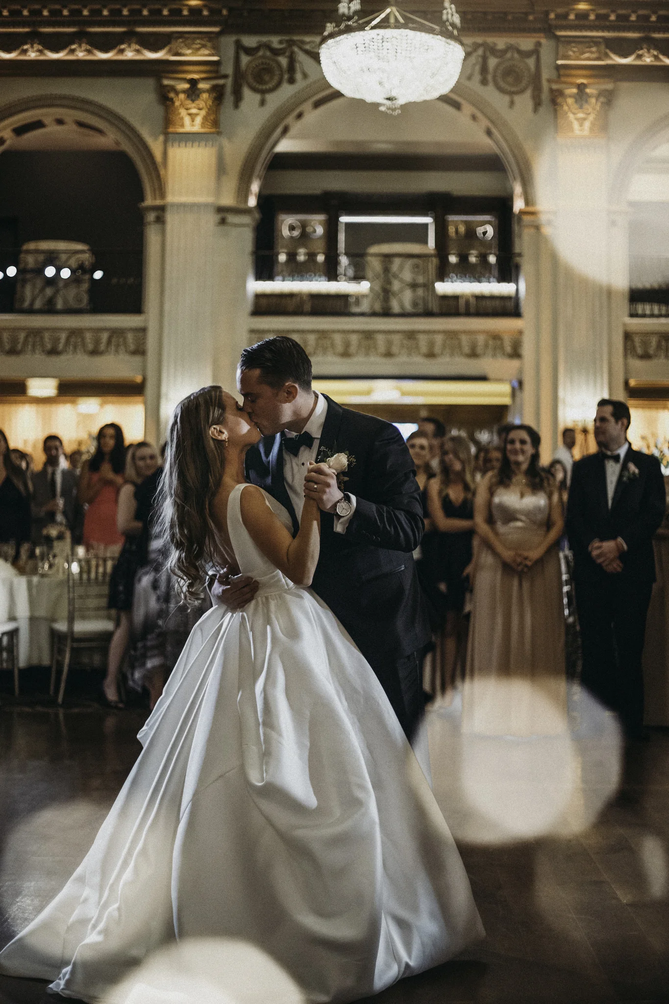 BEST PHILLY WEDDING PHOTOGRAPHERS.jpg