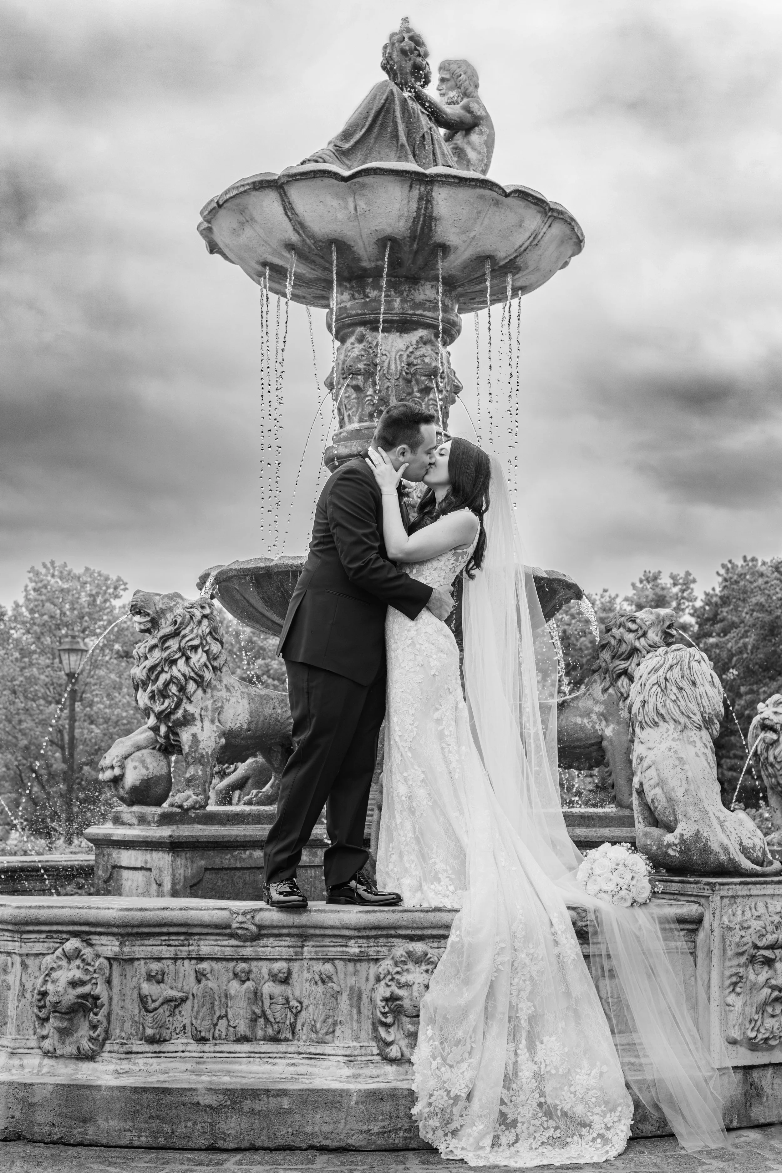 Allie & Peter_WED-1557_P1.jpg