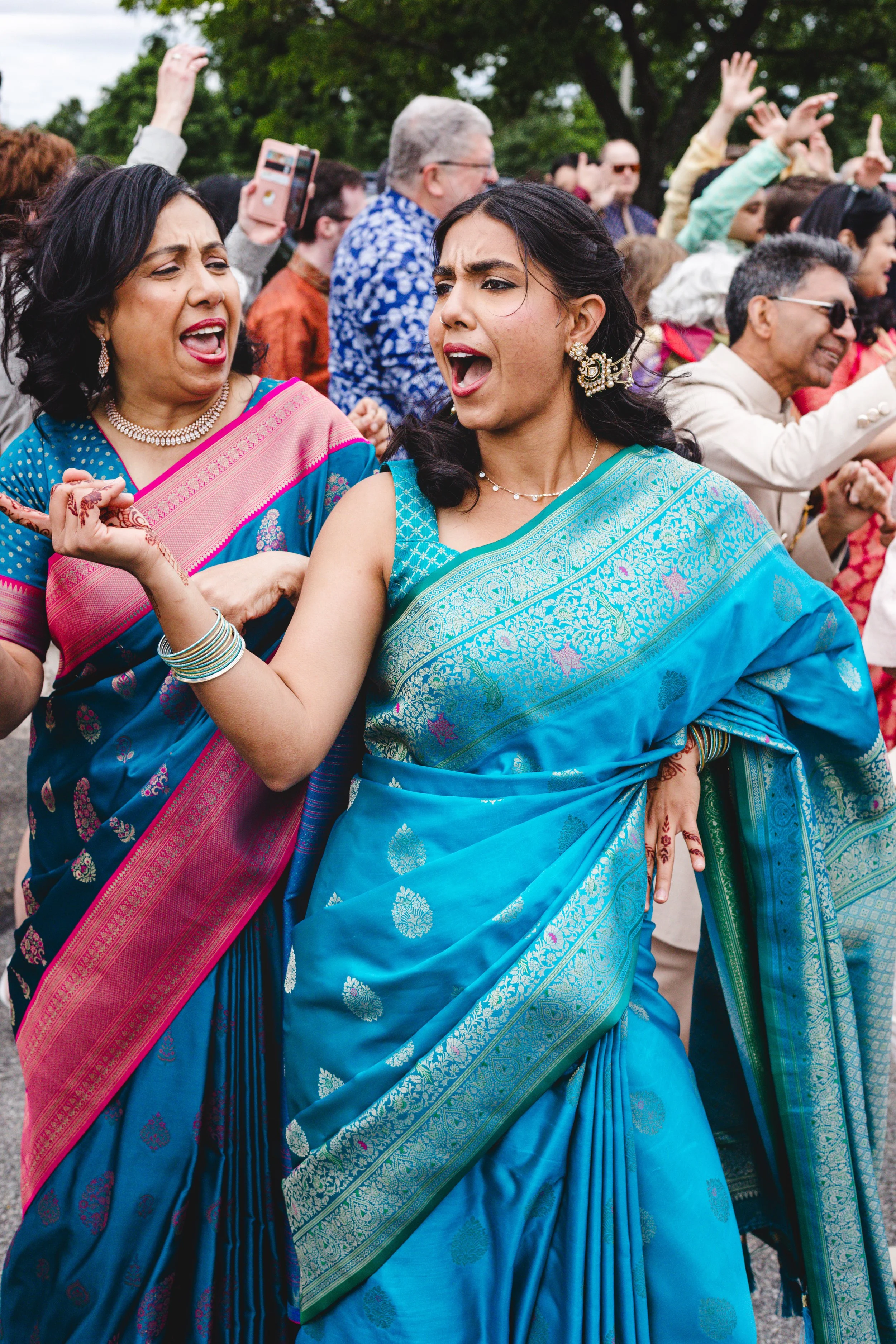 Ankur Manisha SUNDAY-1907_P2.jpg