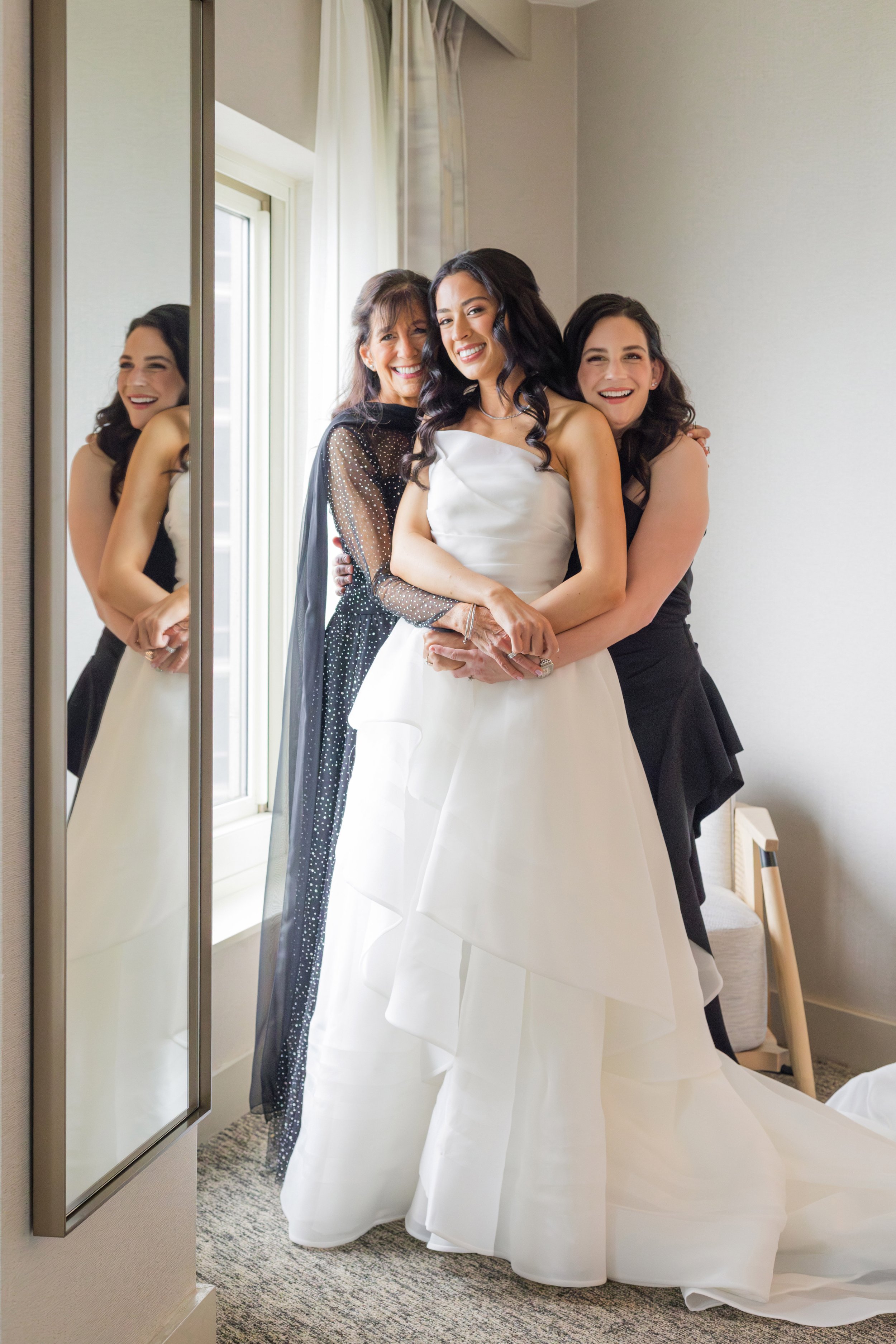 Sydney & Ben_WED-1223_P.jpg