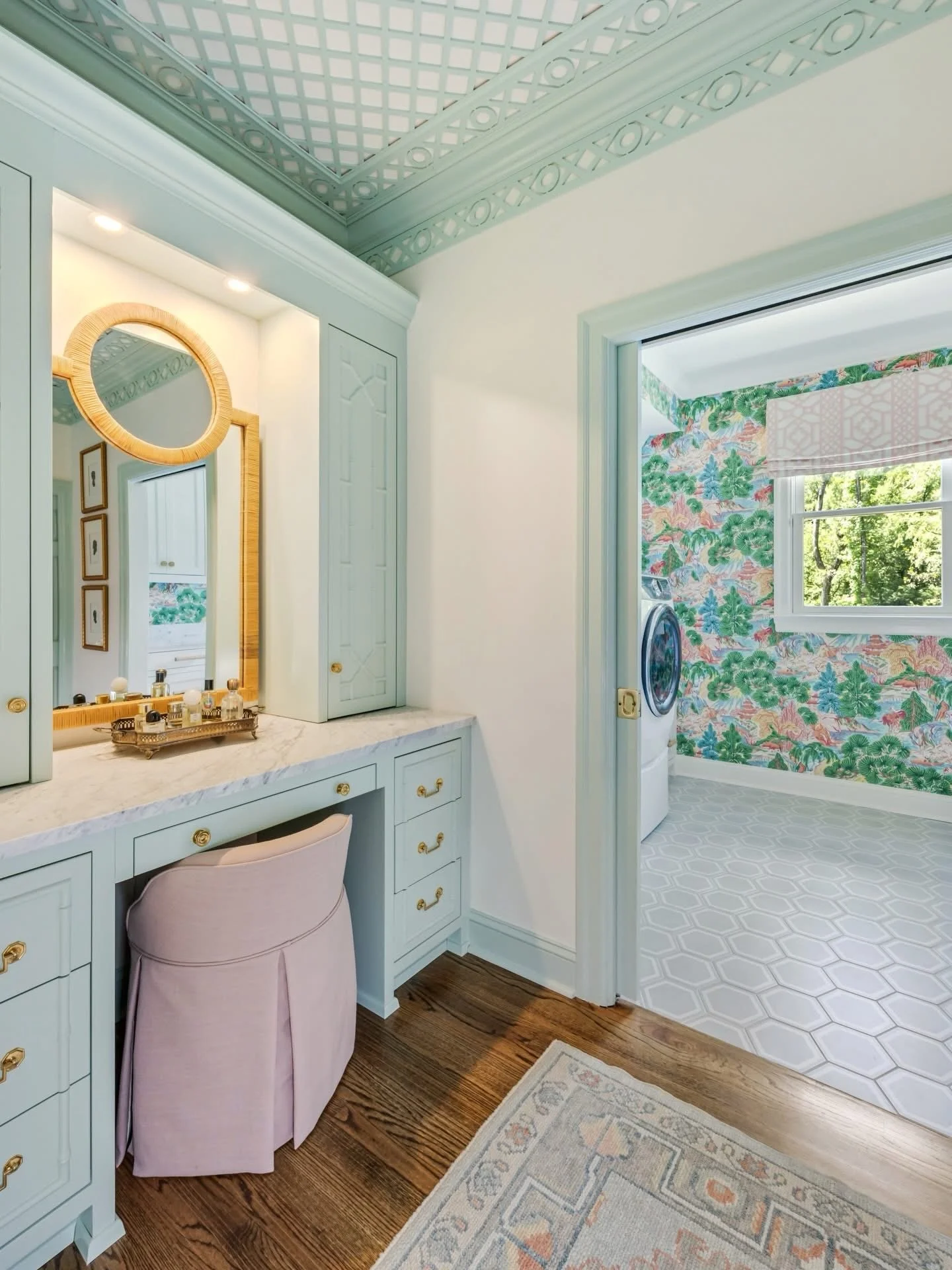 Give me all the pretty spaces!  #interiordesign #interiorsphotographer #georgiaphotographer