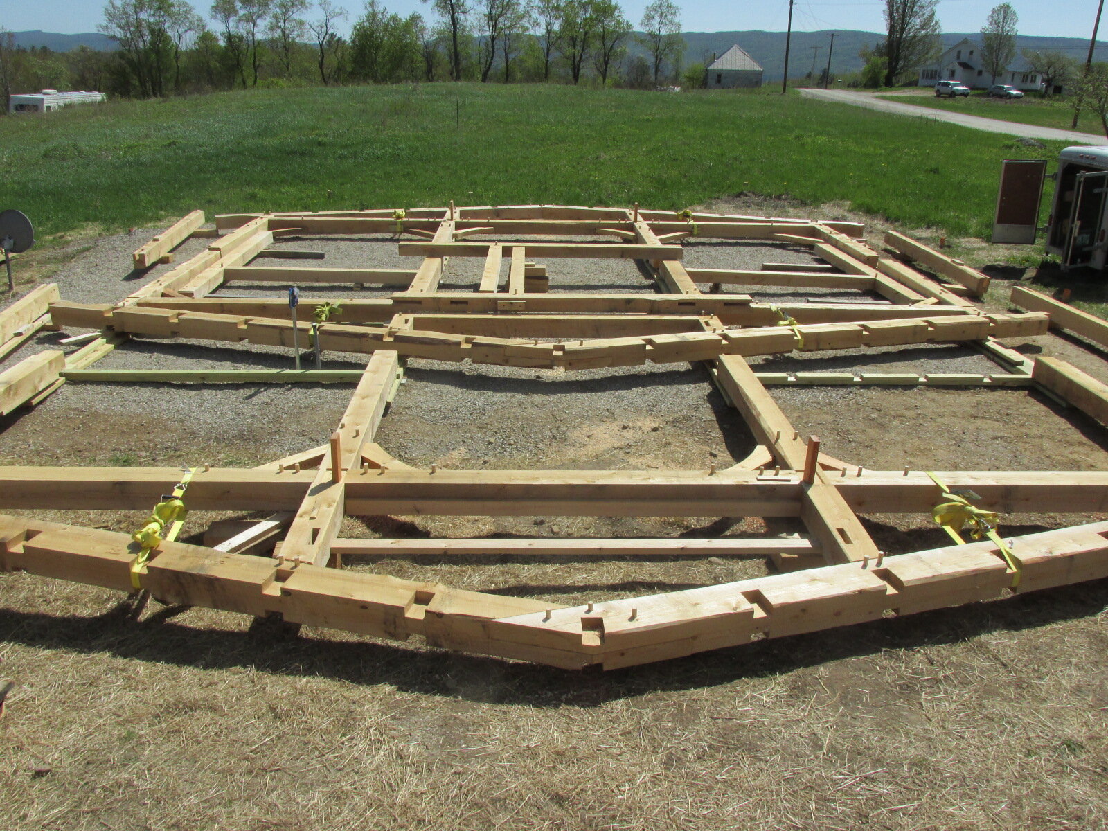 Judys barn frame 0.JPG