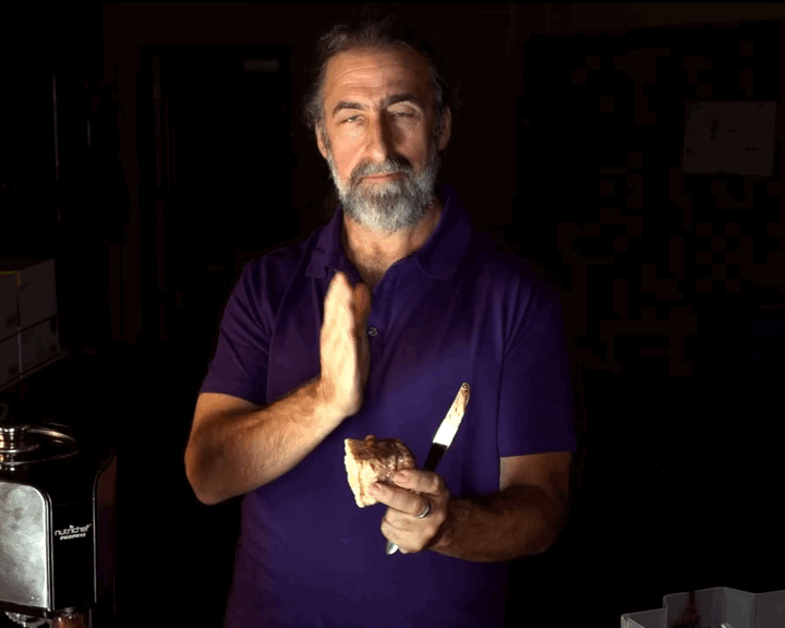 2018-02-28 03:22:31 +0000.gif