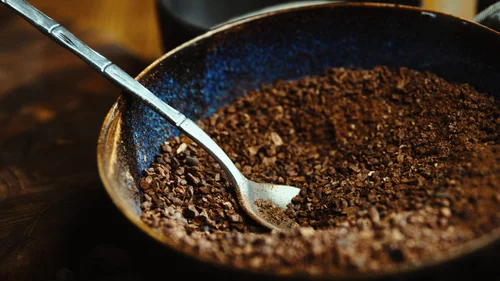 Brewing cocoa in a bowl