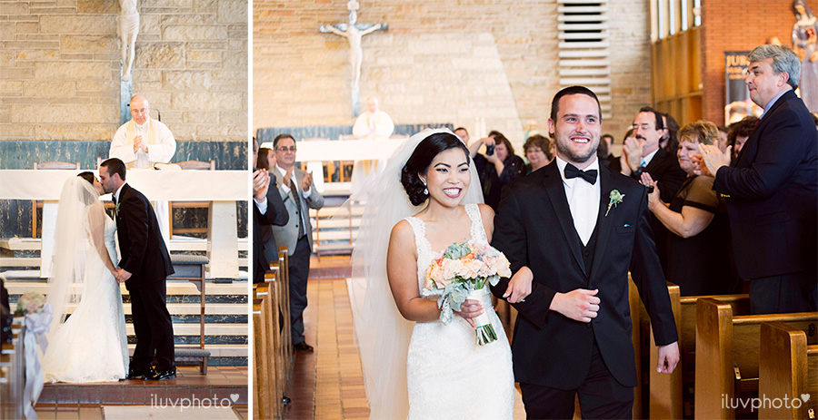 14_Brookfield_Zoo_wedding_Chicago_iluvphoto_photographer_candid_natural.jpg