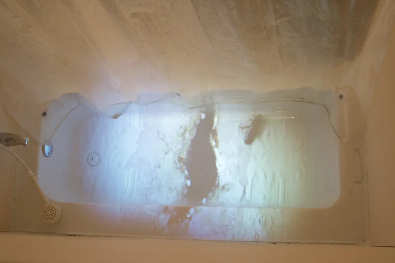 TAODW_BATH 2_FOR WEB.jpg