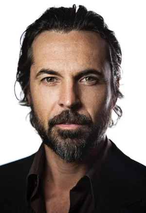 Jeffrey Vincent Parise as Scott