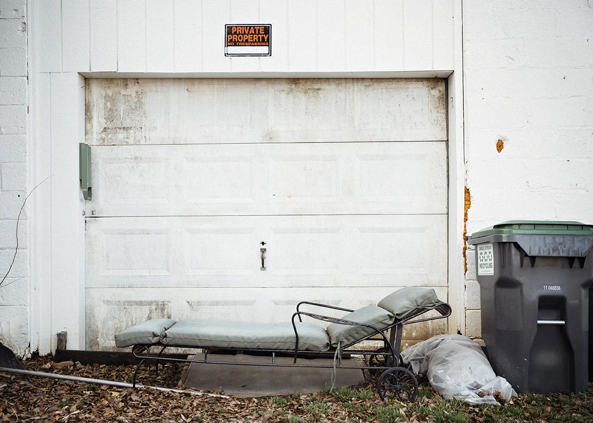 chaise lounge