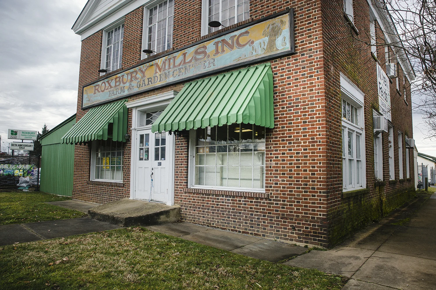 RoxburyMills_Closing_0004.jpg