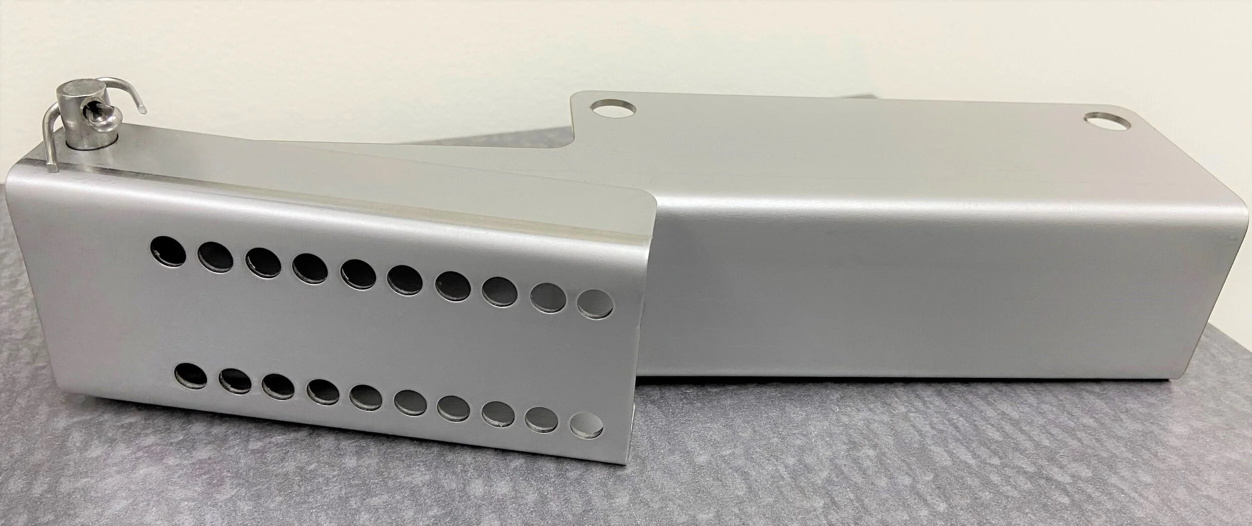 40-003-SS truck door low header hinge.jpg