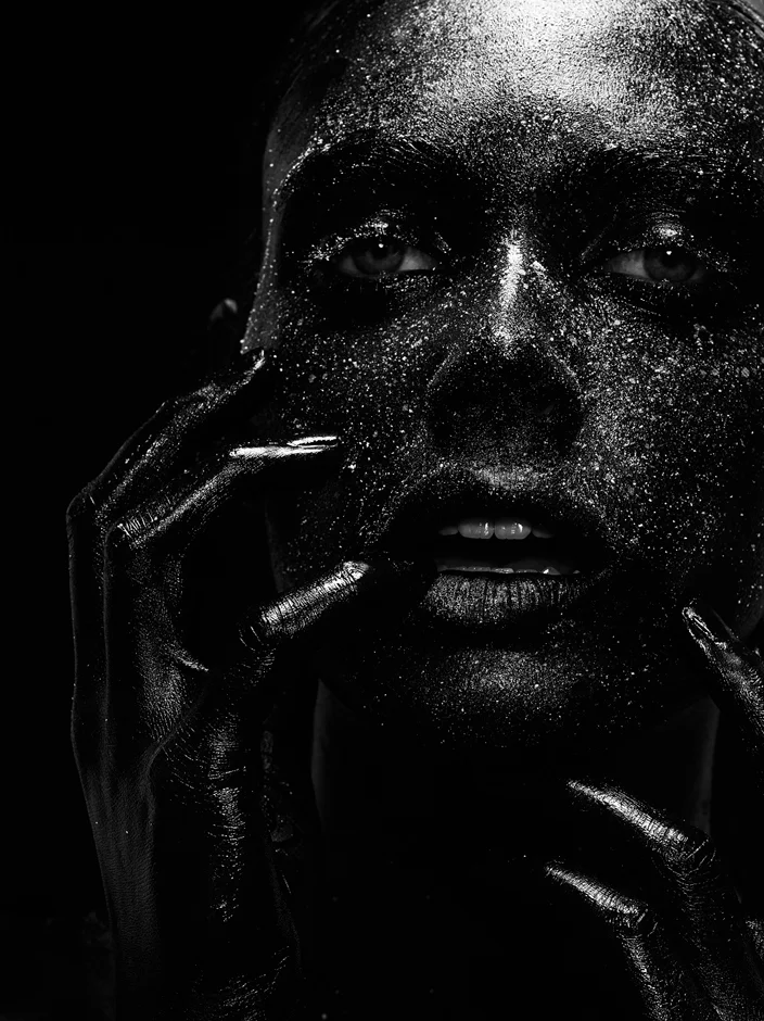 Touch_Her_Face_0349web.jpg