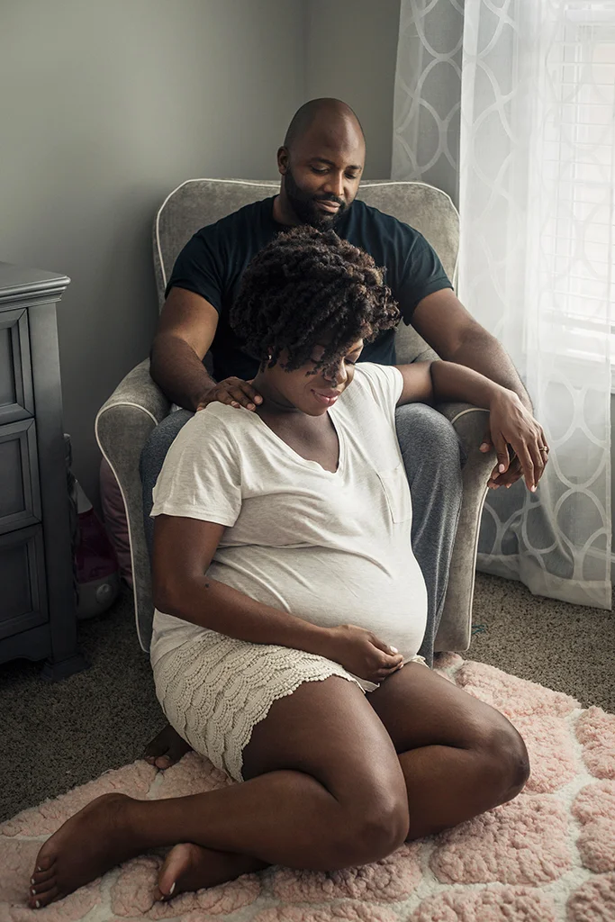 intimate-in-home-maternity-session-by-atlanta-photographer-chanel-french-18_36276789510_o.jpg