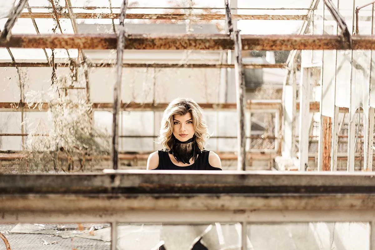 Blonde-model-Jenna-Schulz-in-abandoned-greenhouse-by-Atlanta-photographer-Chanel-French.jpg