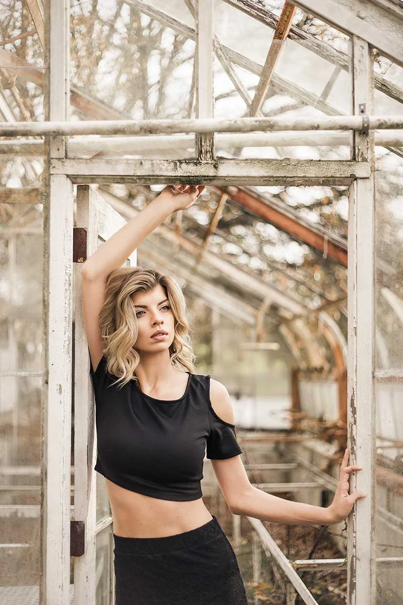 Blonde-model-Jenna-Schulz-in-abandoned-greenhouse-by-Atlanta-photographer-Chanel-French.jpg