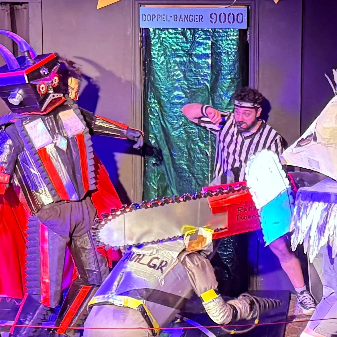 GIANT ROBOT FIGHT CLUB