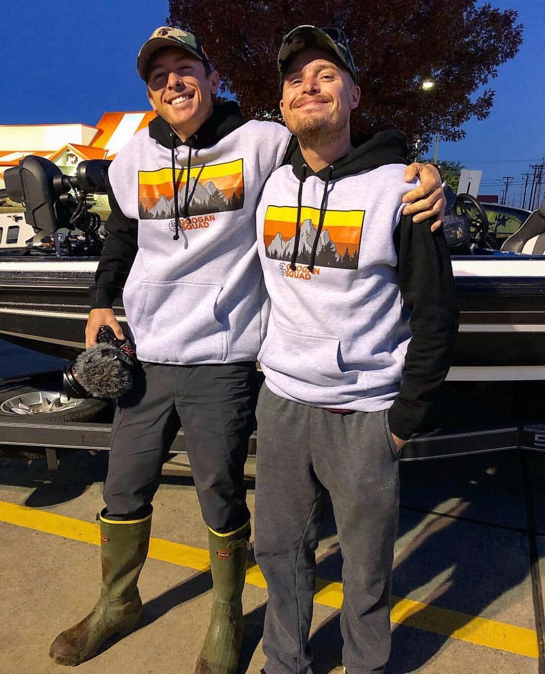 @lakeforkguy and @lunkerstv tearin&rsquo; up the lake in the hoodies we had the opportunity to design for the @googansquad - This team is redefining the outdoor industry and they&rsquo;ve got so much more coming. Check them out! &bull;
&bull;
&bull;
