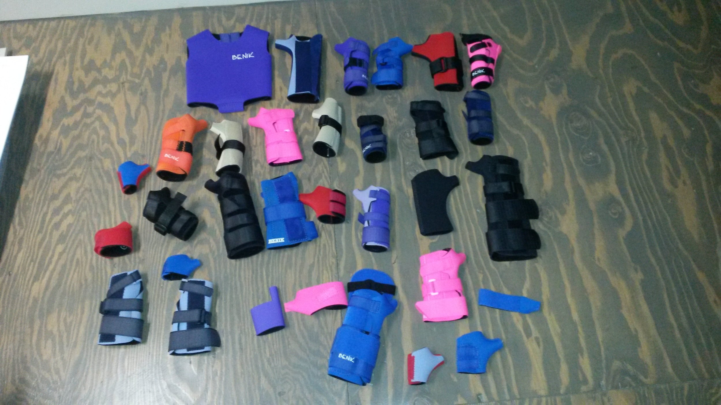 Donated wrist and hand braces from Benik