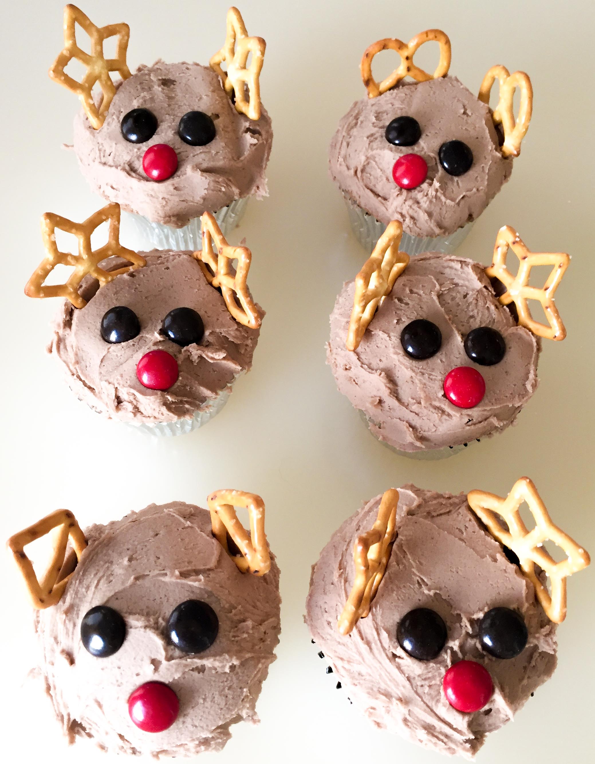 chocolate reindeer cupcakes