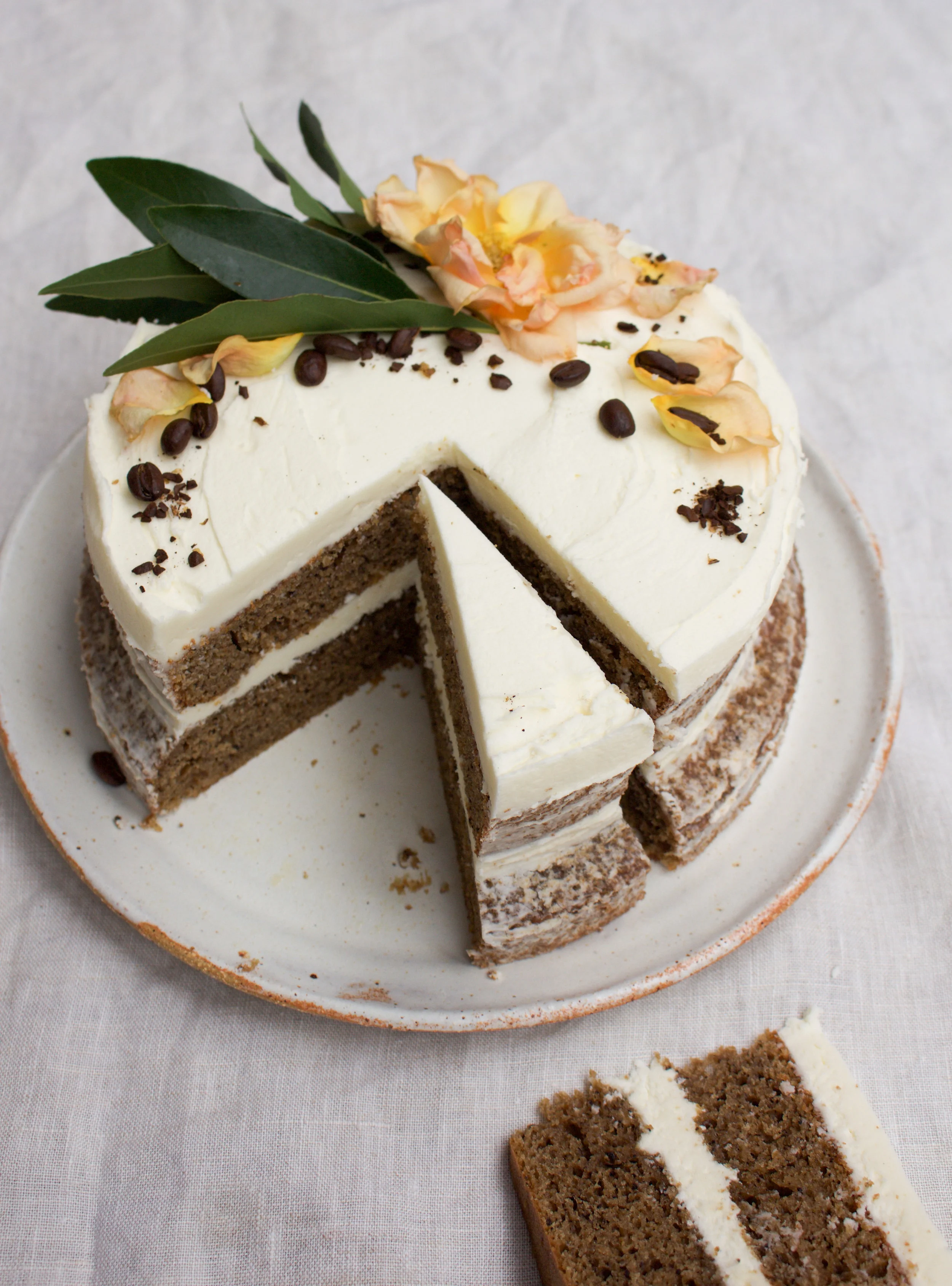 < coffee &amp; bay leaf >