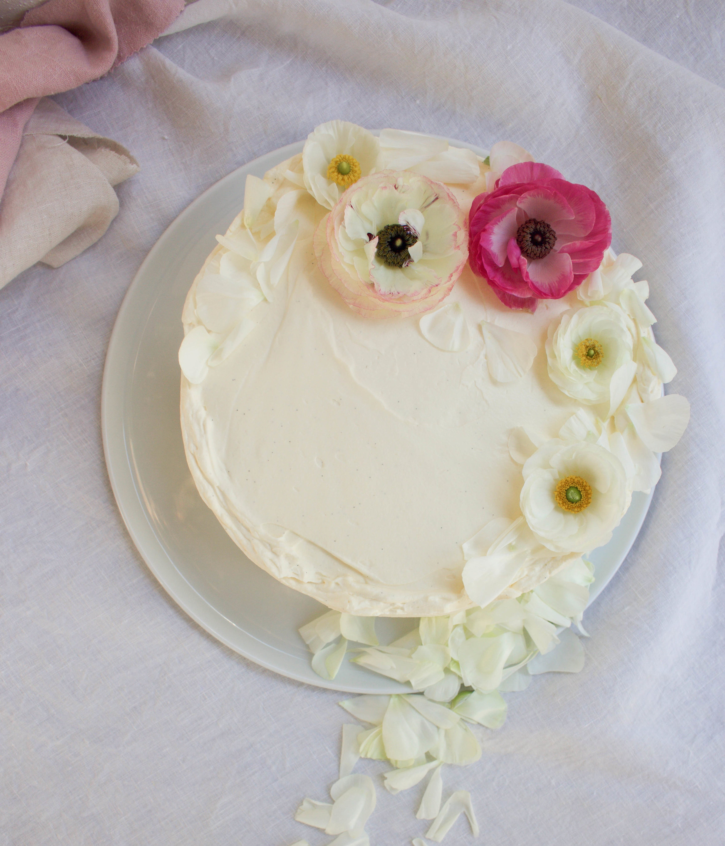 < GF damson plum &amp; almond >