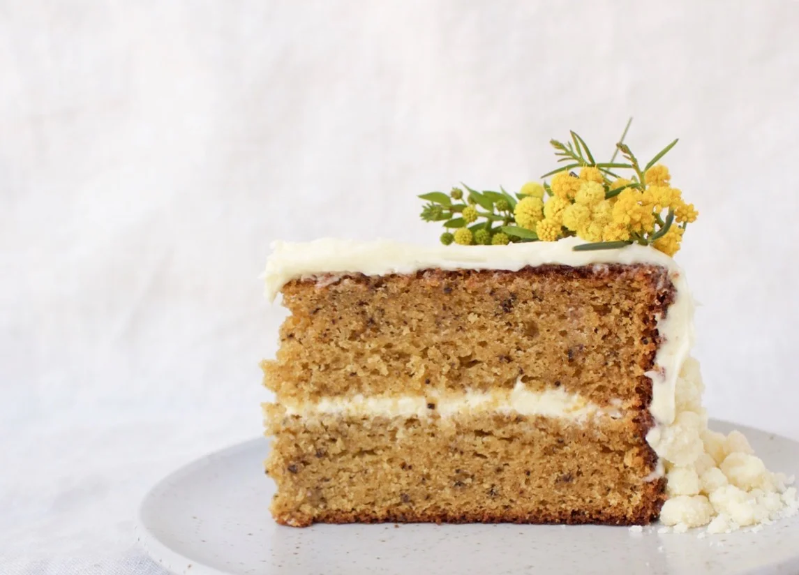 < malted wattle seed &amp; white chocolate >