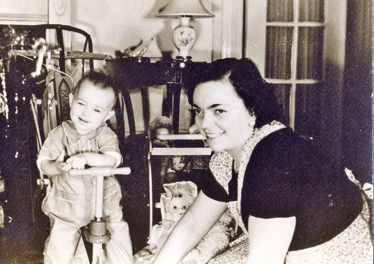 Independent Journal Review on 'Veronica's Grave'