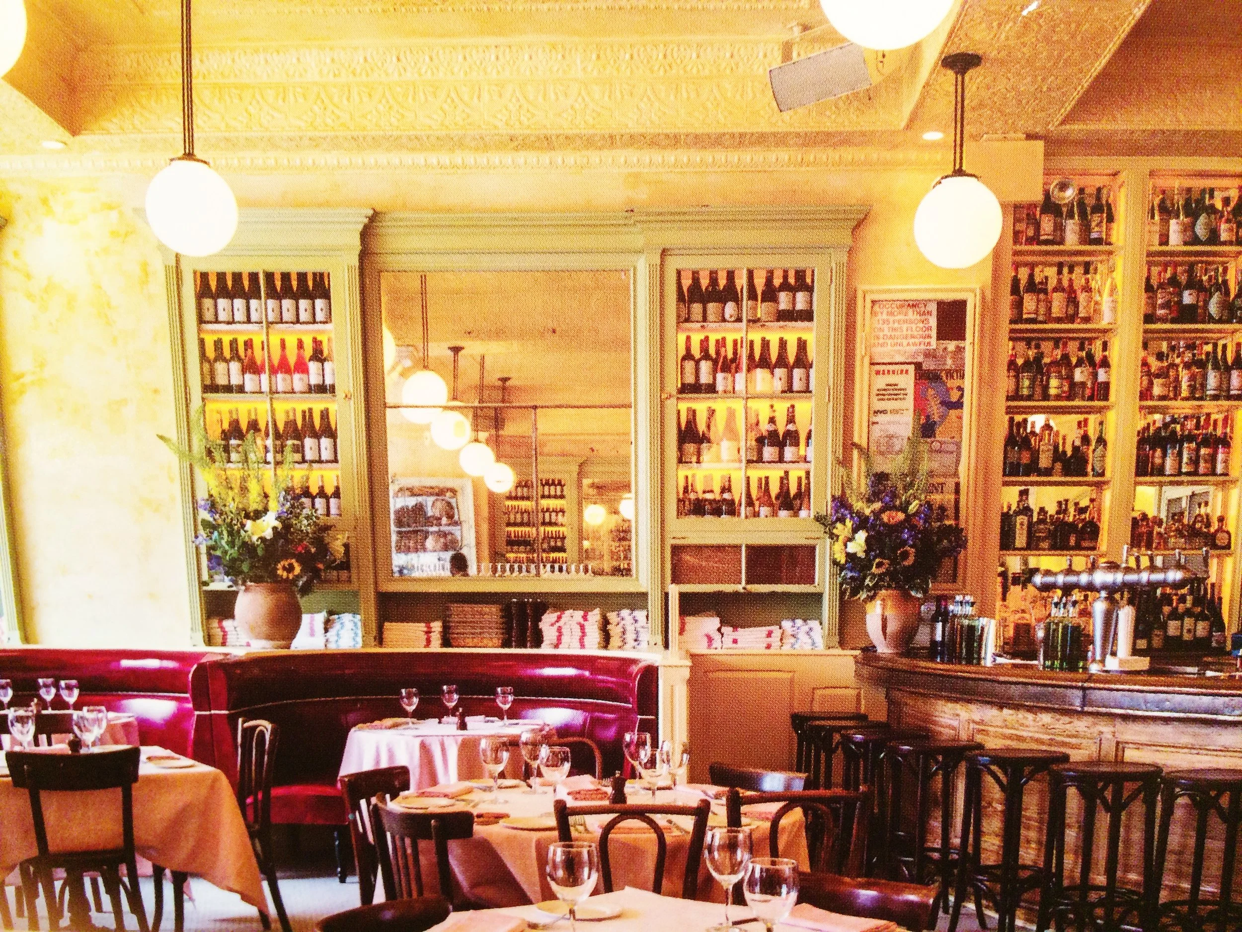with Minutes to go before the crowd arrives....at Cherche Midi on the LES