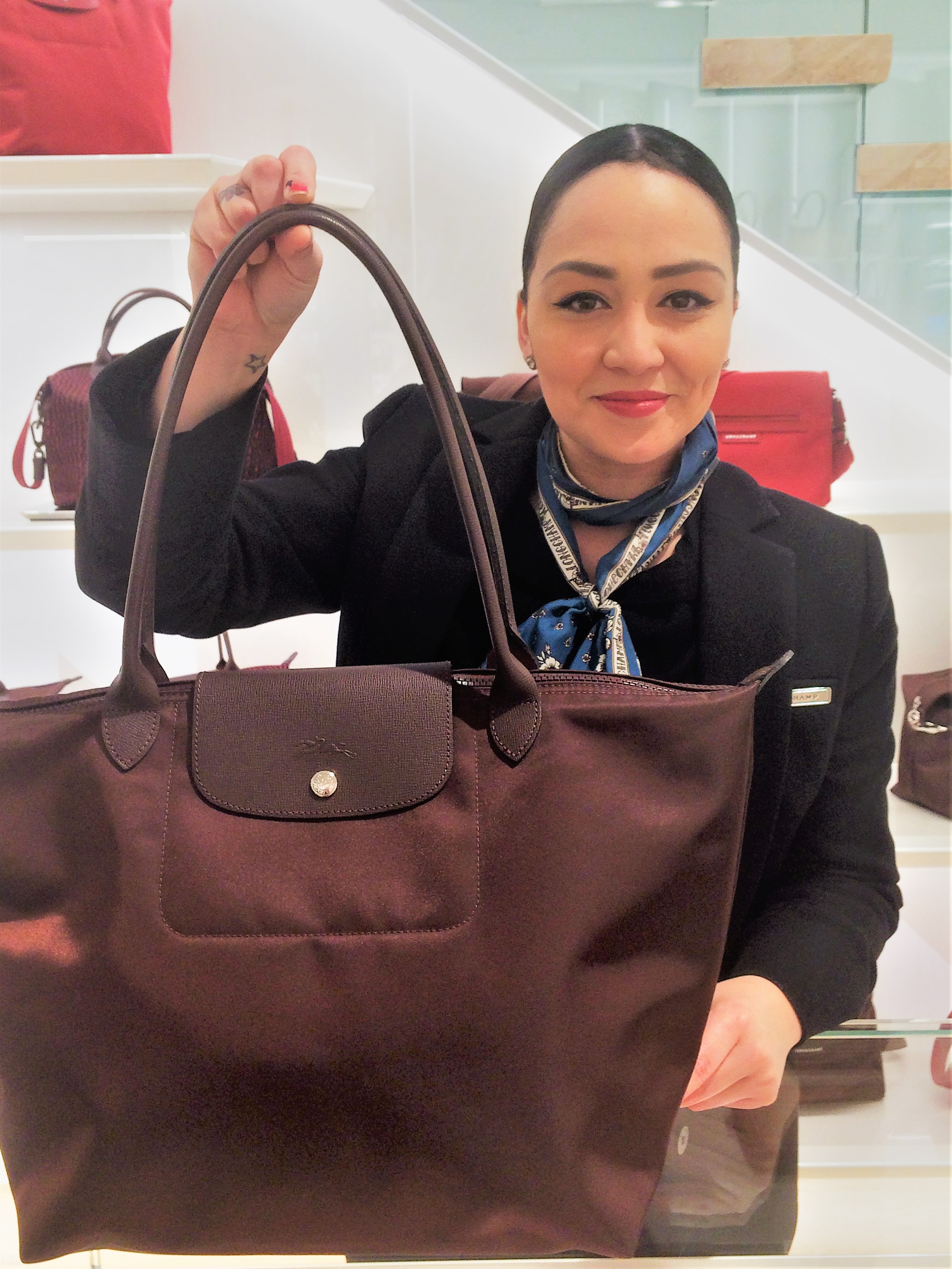 largest longchamp bag