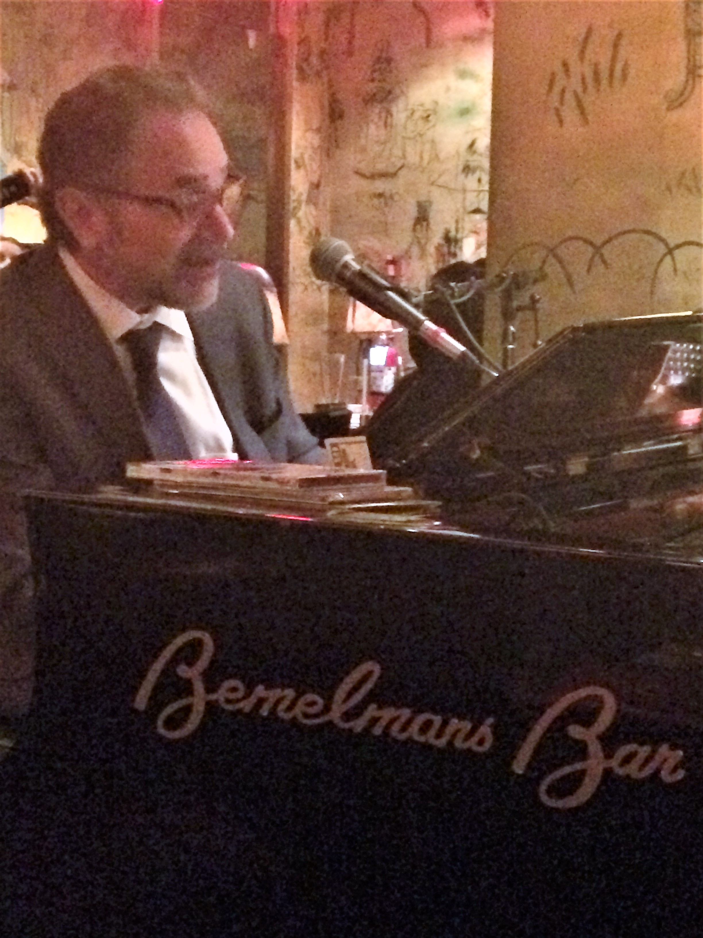 A Parisian Moment: At Bemelmans Bar 