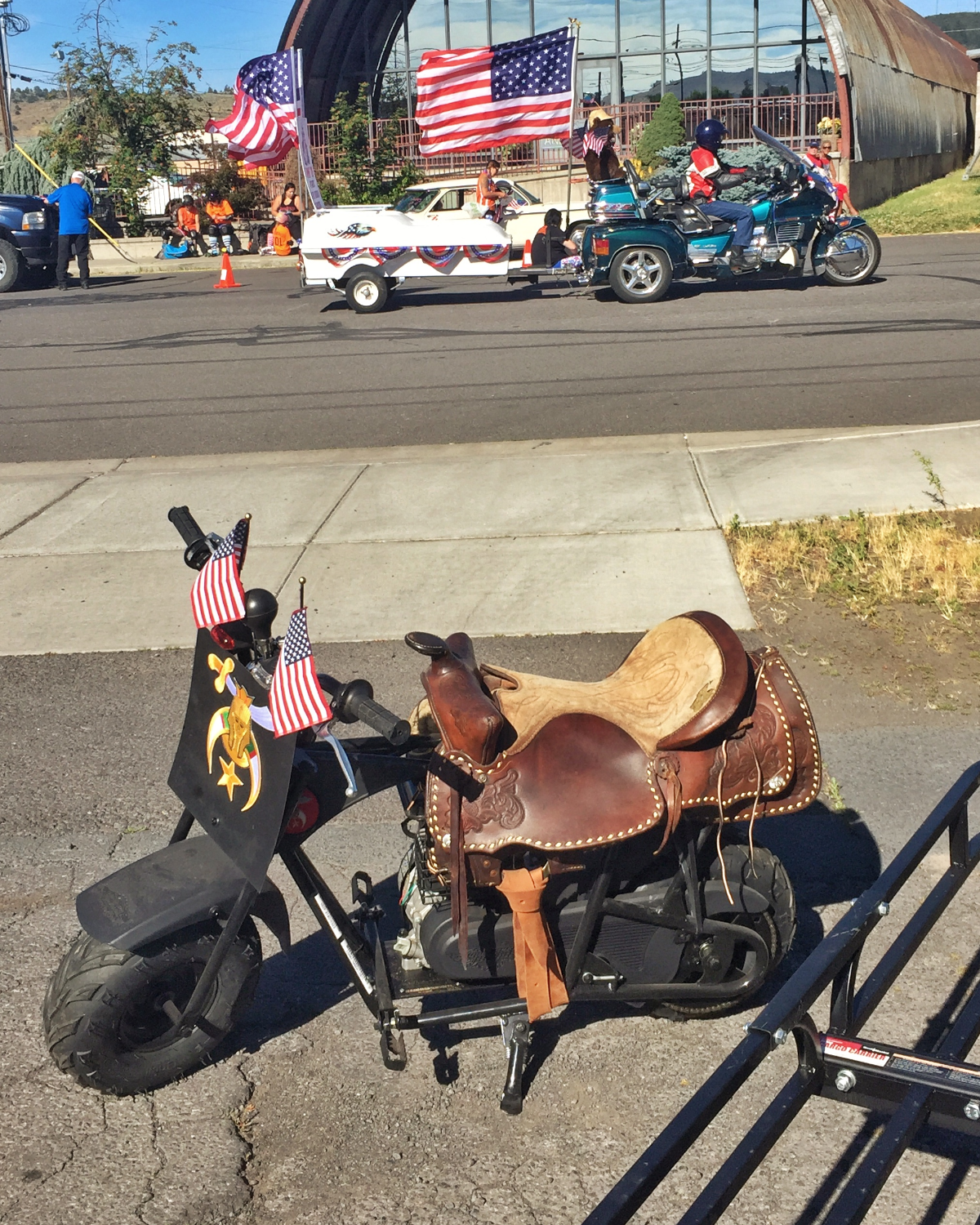 4th of July parade preparations in Klamath Falls OR