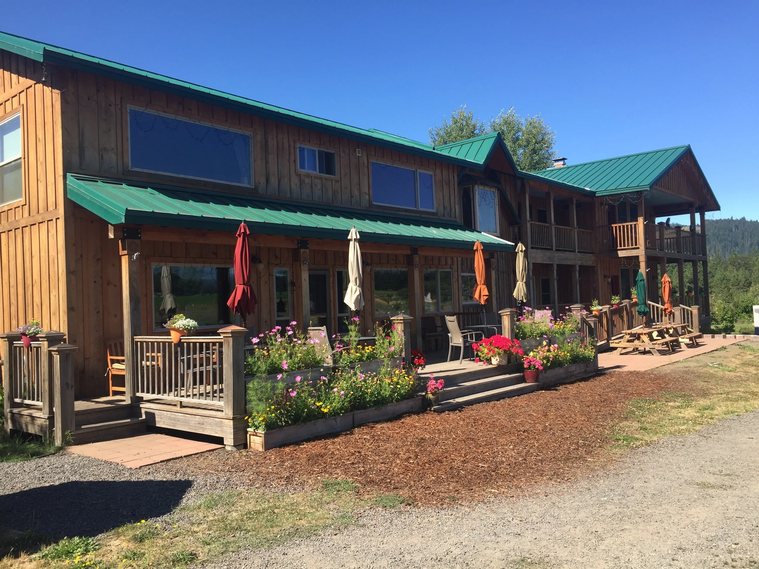 The main building at Trout Lake Abbey. Our guest room was upstairs, overlooking the back gardens, and the bathroom had a view of Mt Adams.