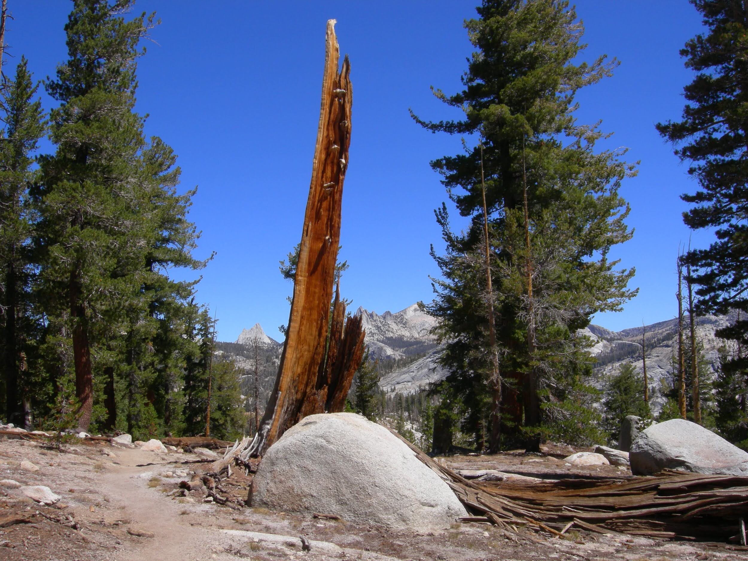 Snag &amp; Matthes Peak