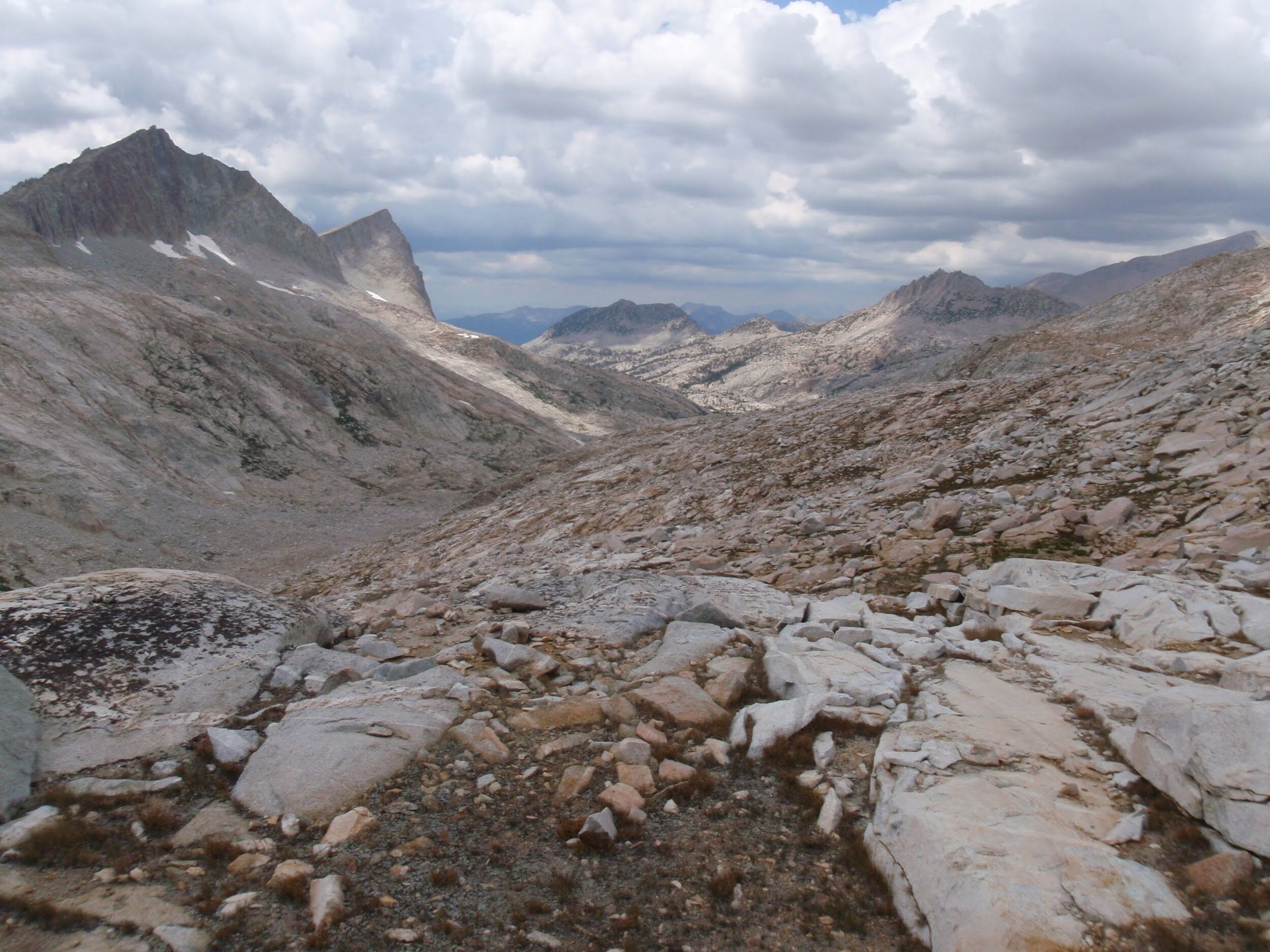 Seven Gables basin from Ruskie Pass